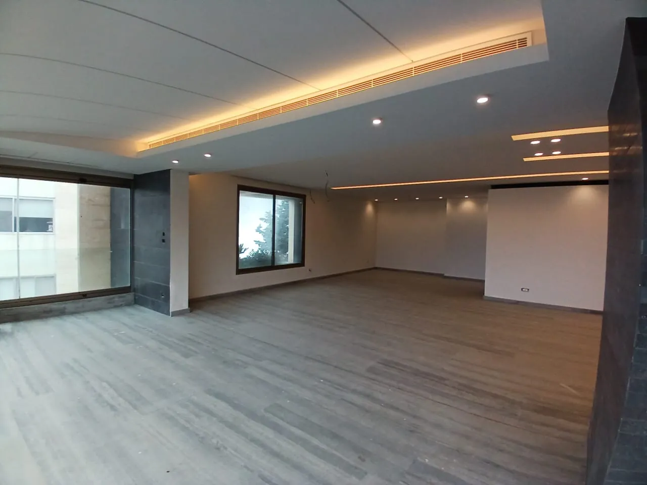 Spacious Apartment for Sale in Biyada — الصورة 4
