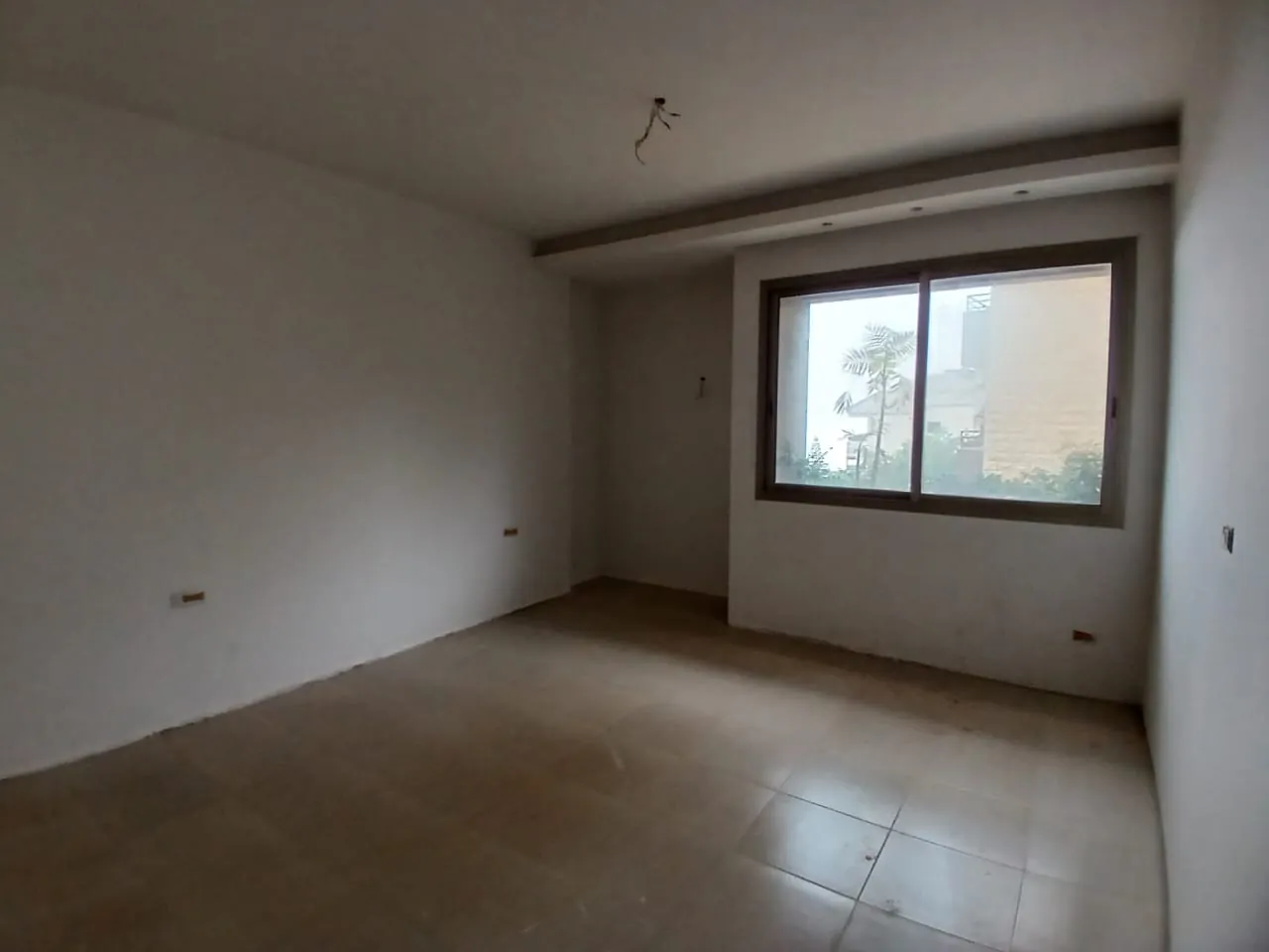 Spacious Apartment for Sale in Biyada — الصورة 6