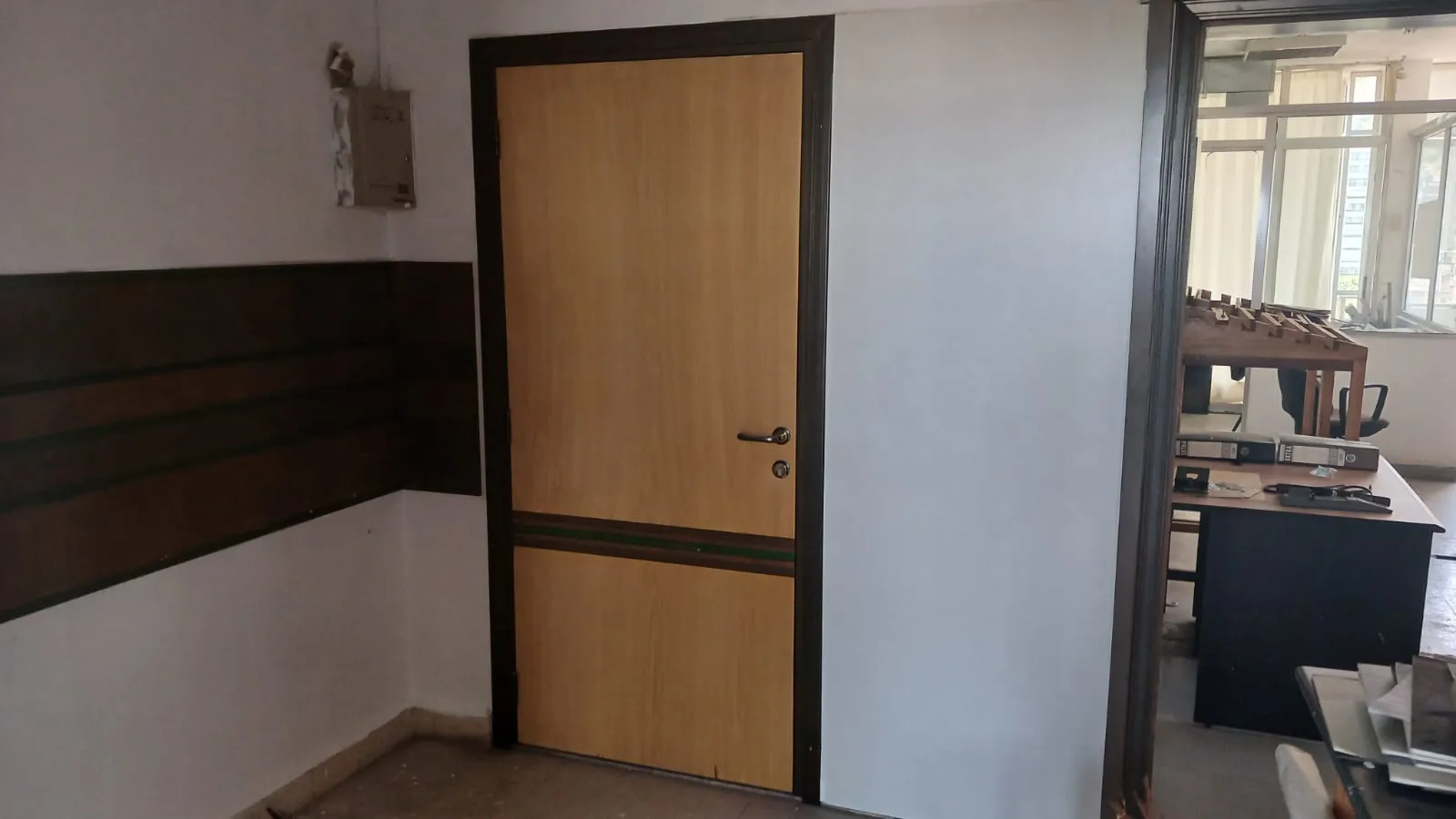 170 SQM Office With Nice View for Rent In Jal El Dib — photo 2