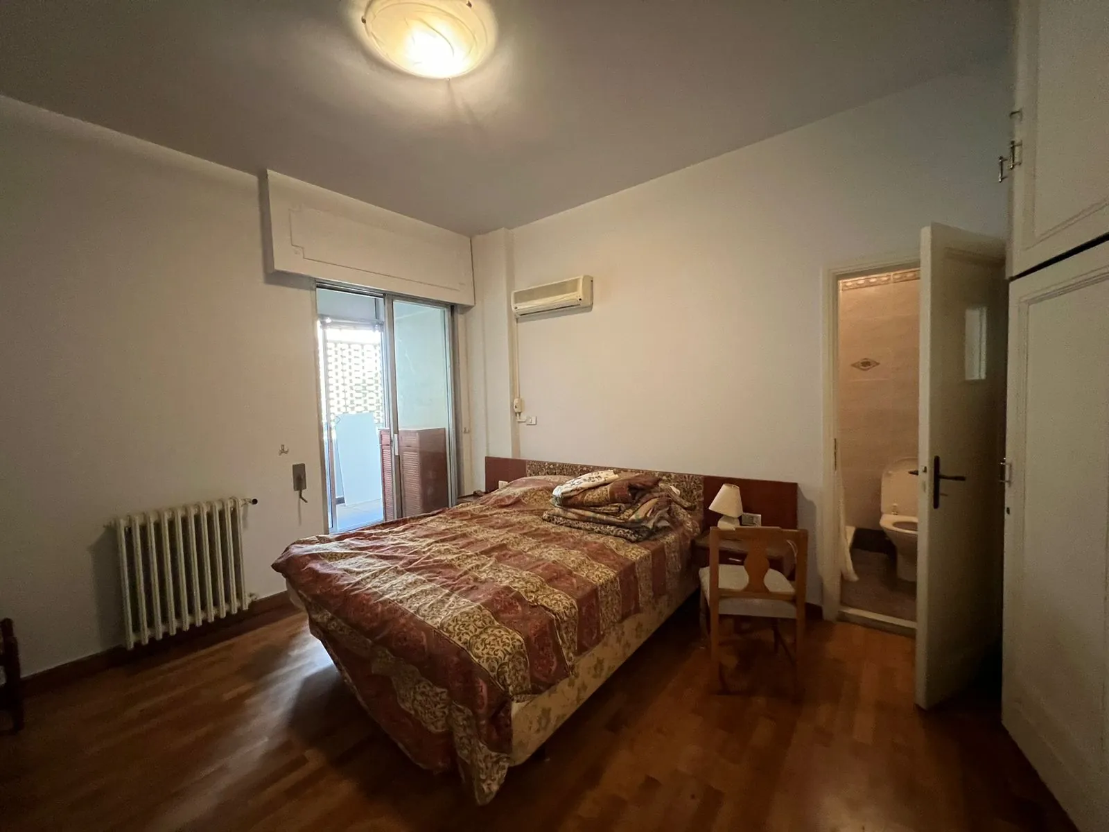 Furnished 2-Bedroom Apartment for Rent In Achrafieh, Carré D'or — الصورة 5