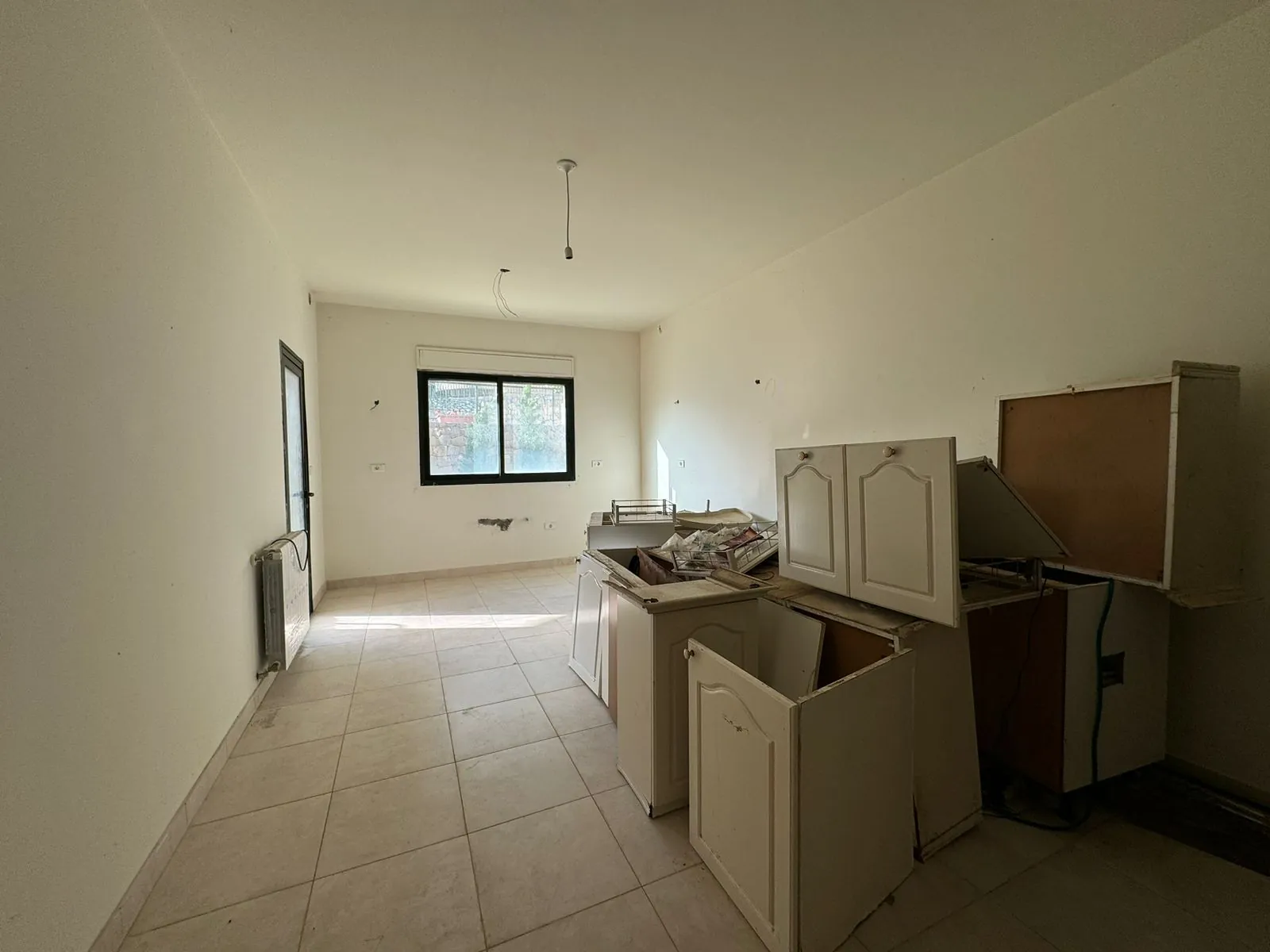 Spacious Apartment With Terrace for Rent in Broumana — الصورة 3