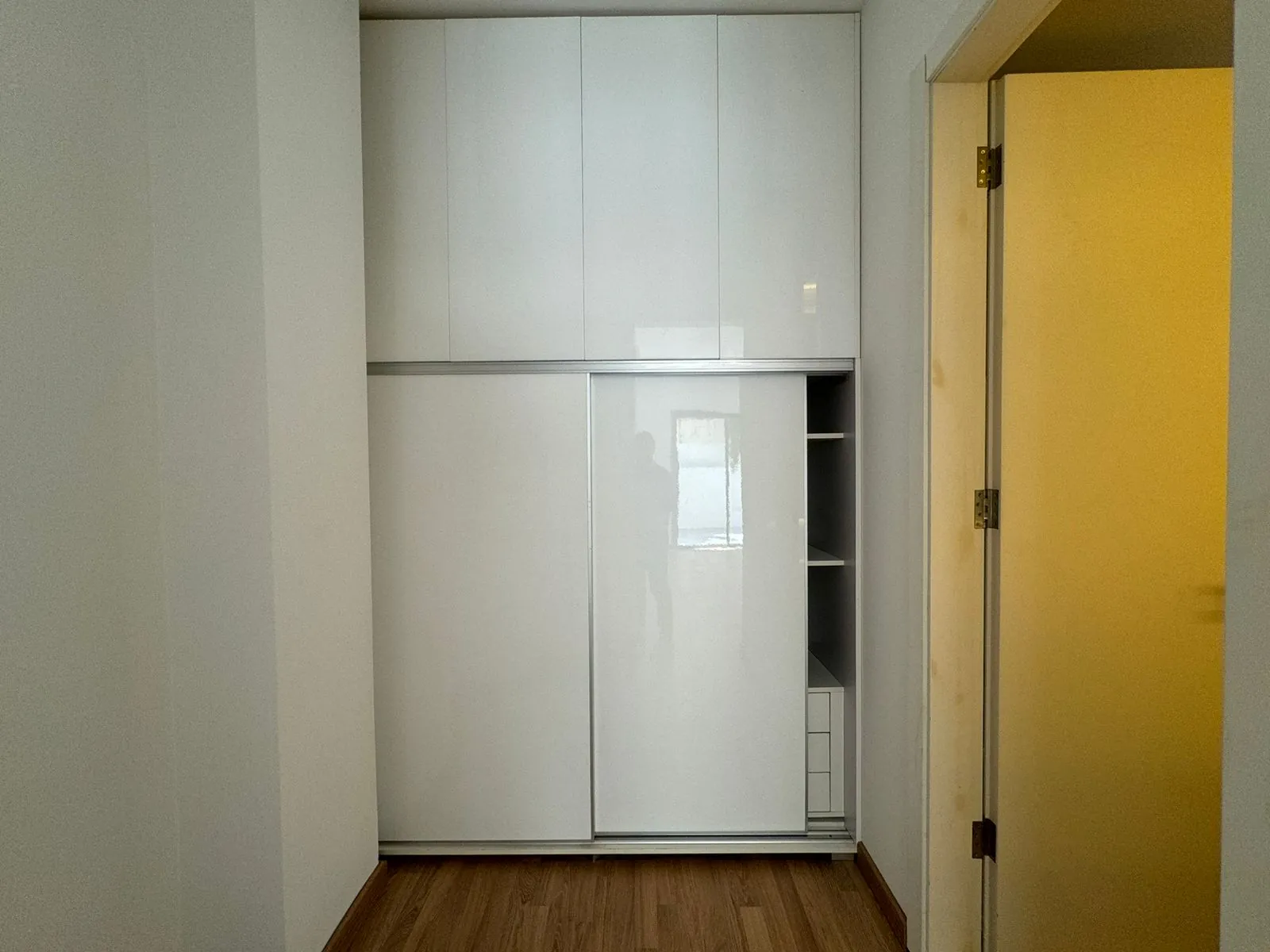 Luxurious High-End Finishing Apartment With Terrace for Sale In Monteverde — الصورة 10