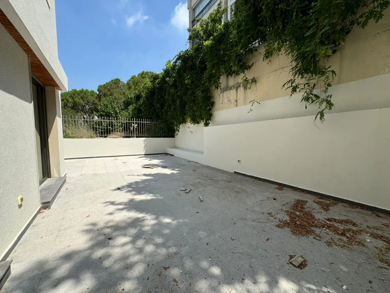 Luxurious High-End Finishing Apartment With Terrace for Sale In Monteverde — الصورة 4
