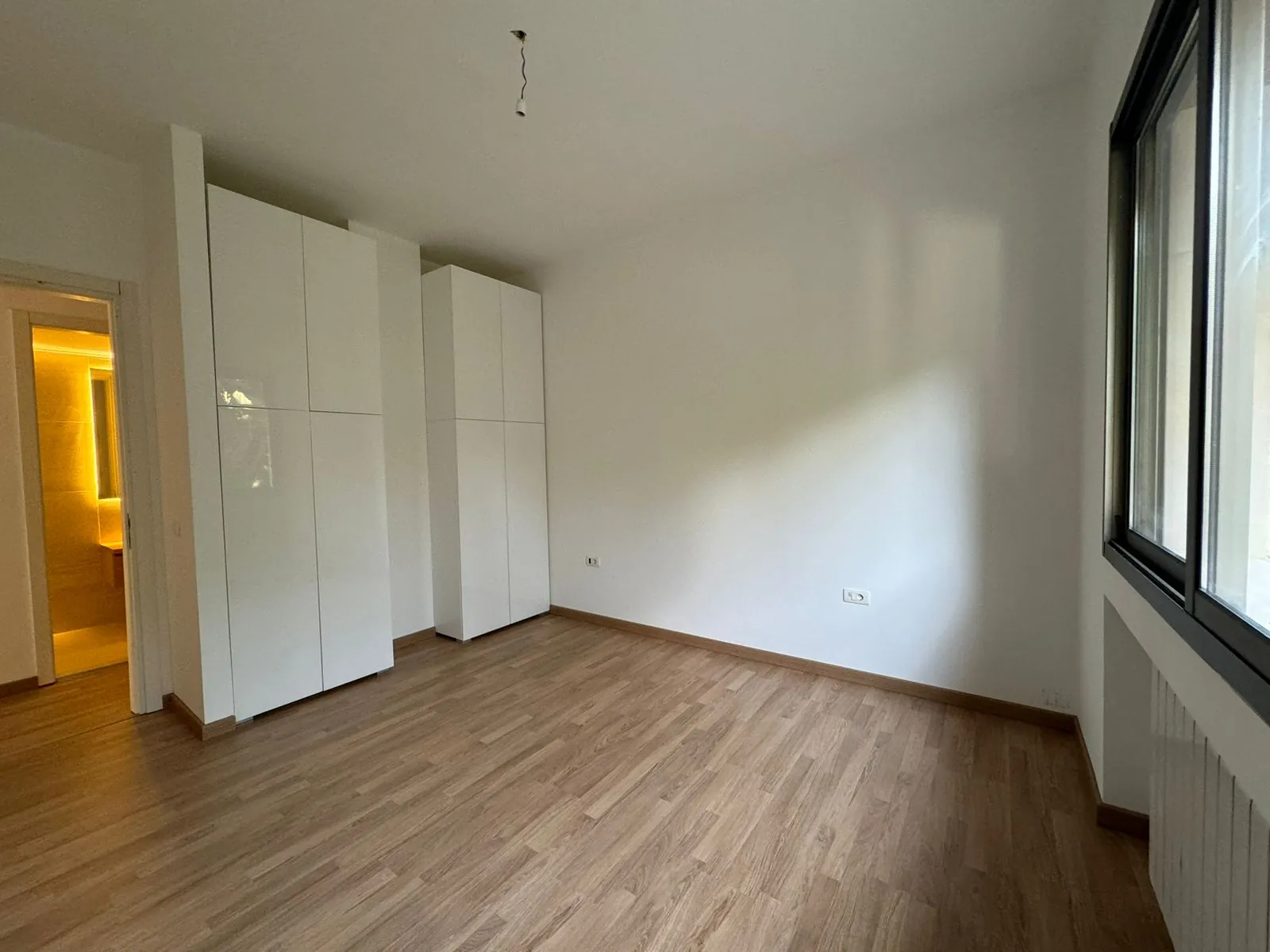 Luxurious High-End Finishing Apartment With Terrace for Sale In Monteverde — الصورة 8