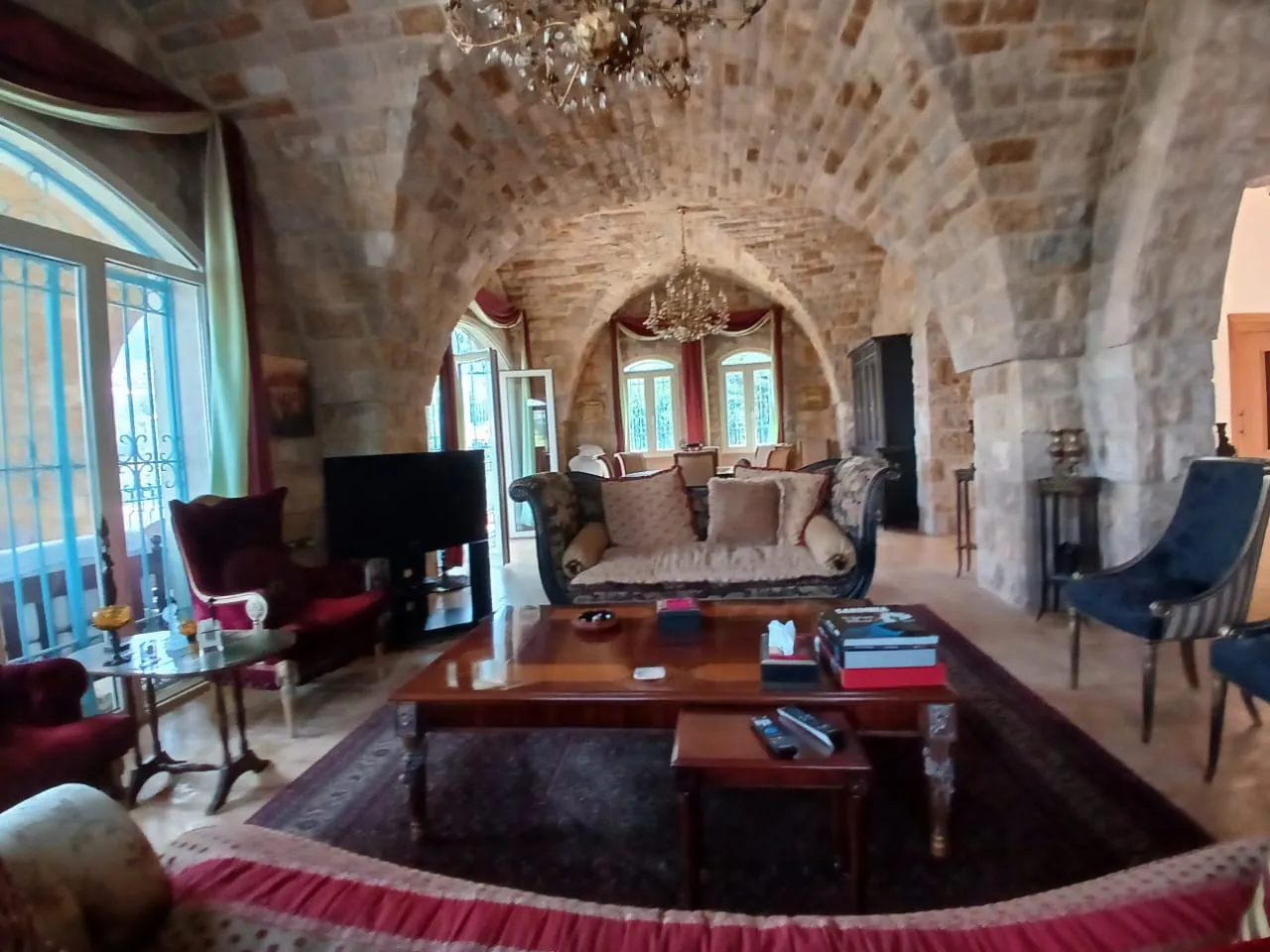 Fully Furnished Traditional Lebanese House With View For Sale In Beit Chabeb — الصورة 2