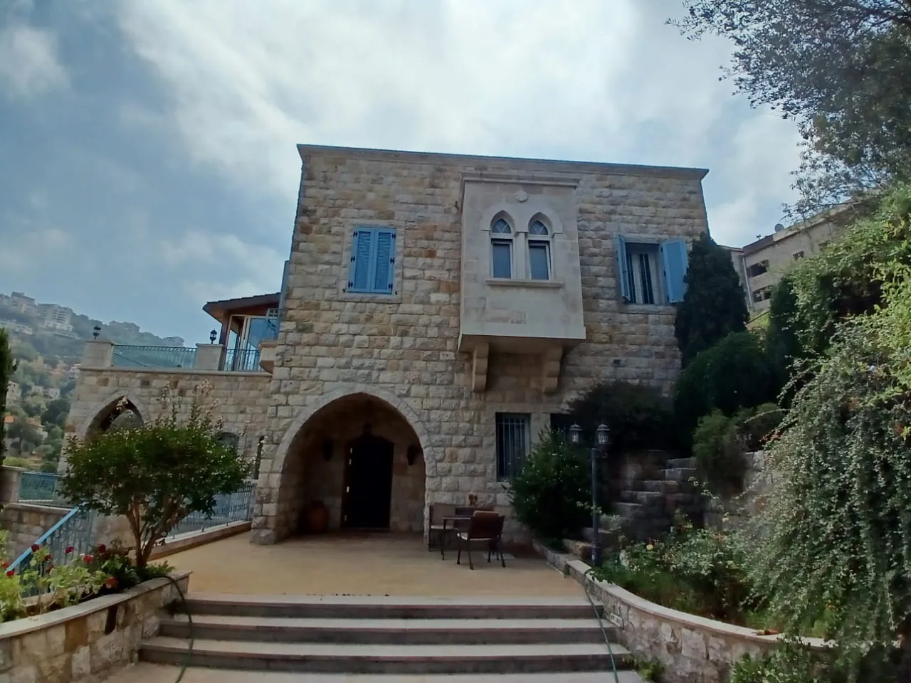 Fully Furnished Traditional Lebanese House With View For Sale In Beit Chabeb — الصورة 8