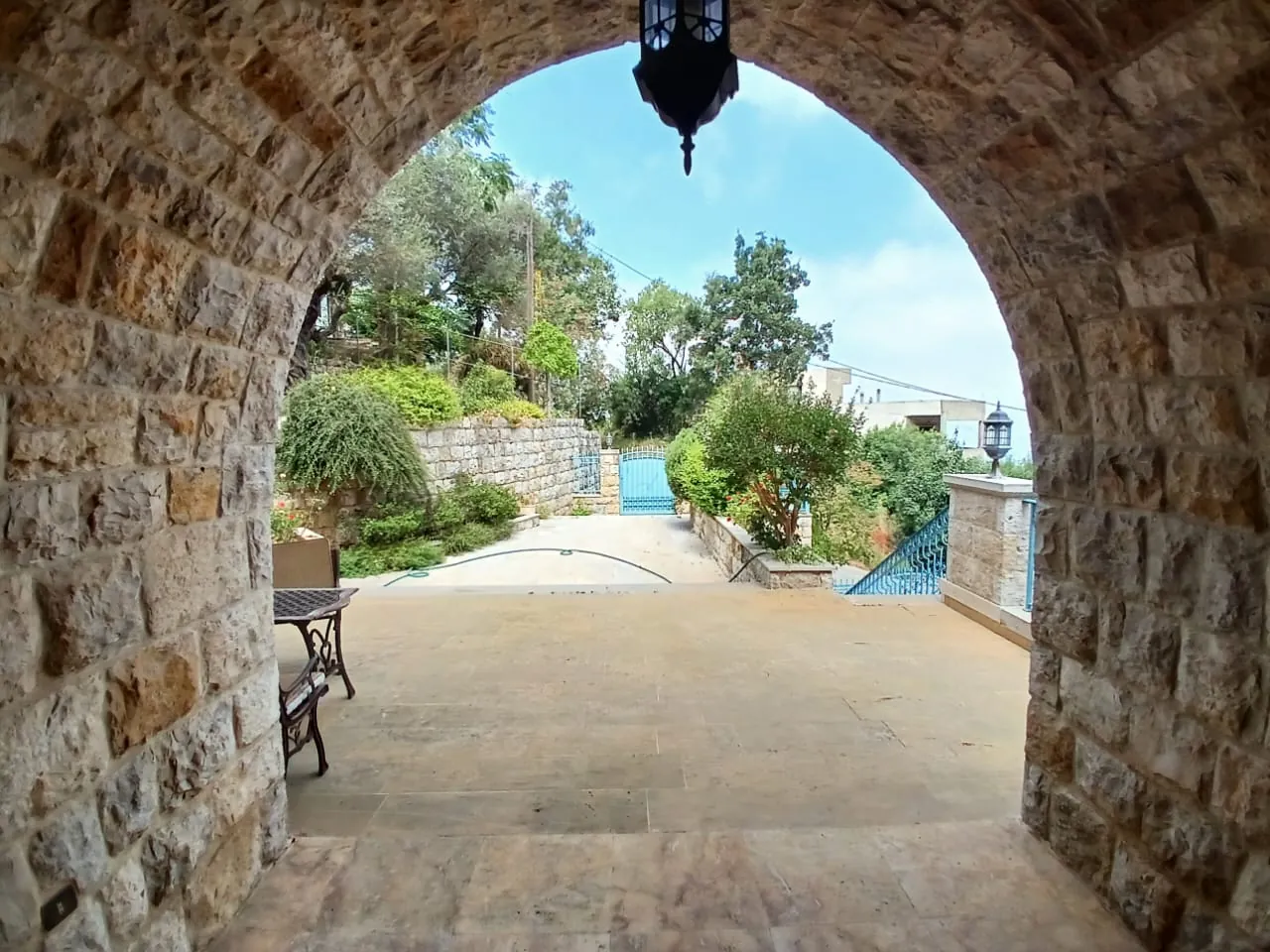 Fully Furnished Traditional Lebanese House With View For Sale In Beit Chabeb — الصورة 9