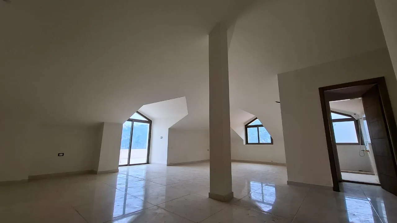 Duplex For Sale in Hboub In A Calm Area — الصورة 2