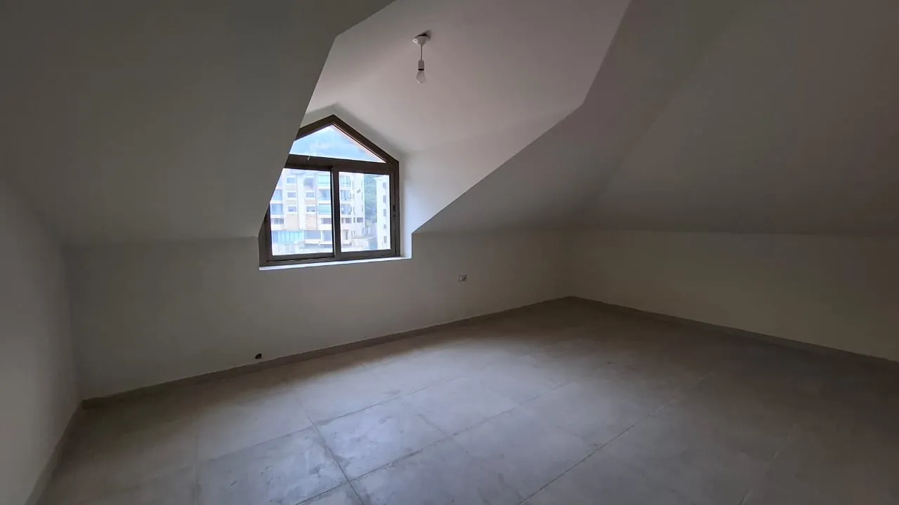 Duplex For Sale in Hboub In A Calm Area — الصورة 4