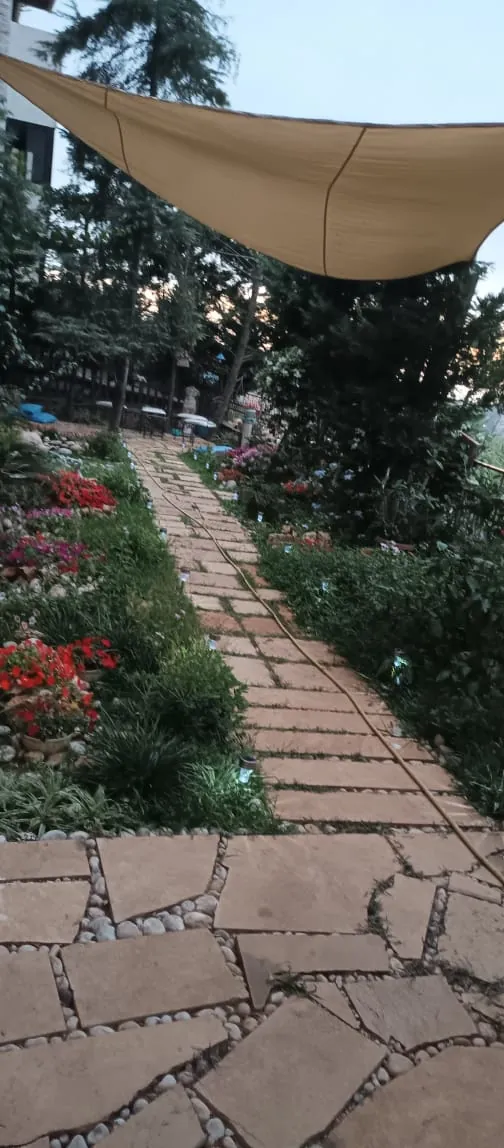 Spacious Sublime Villa With Garden For Sale In Mansourieh — الصورة 2