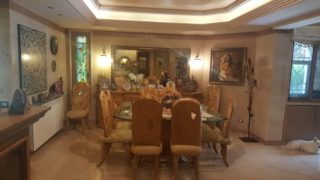 Spacious Sublime Villa With Garden For Sale In Mansourieh — الصورة 7