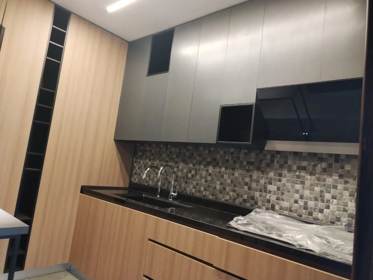 Luxurious 3-Bedroom Apartment With Terrace For Sale In Jeita — الصورة 6