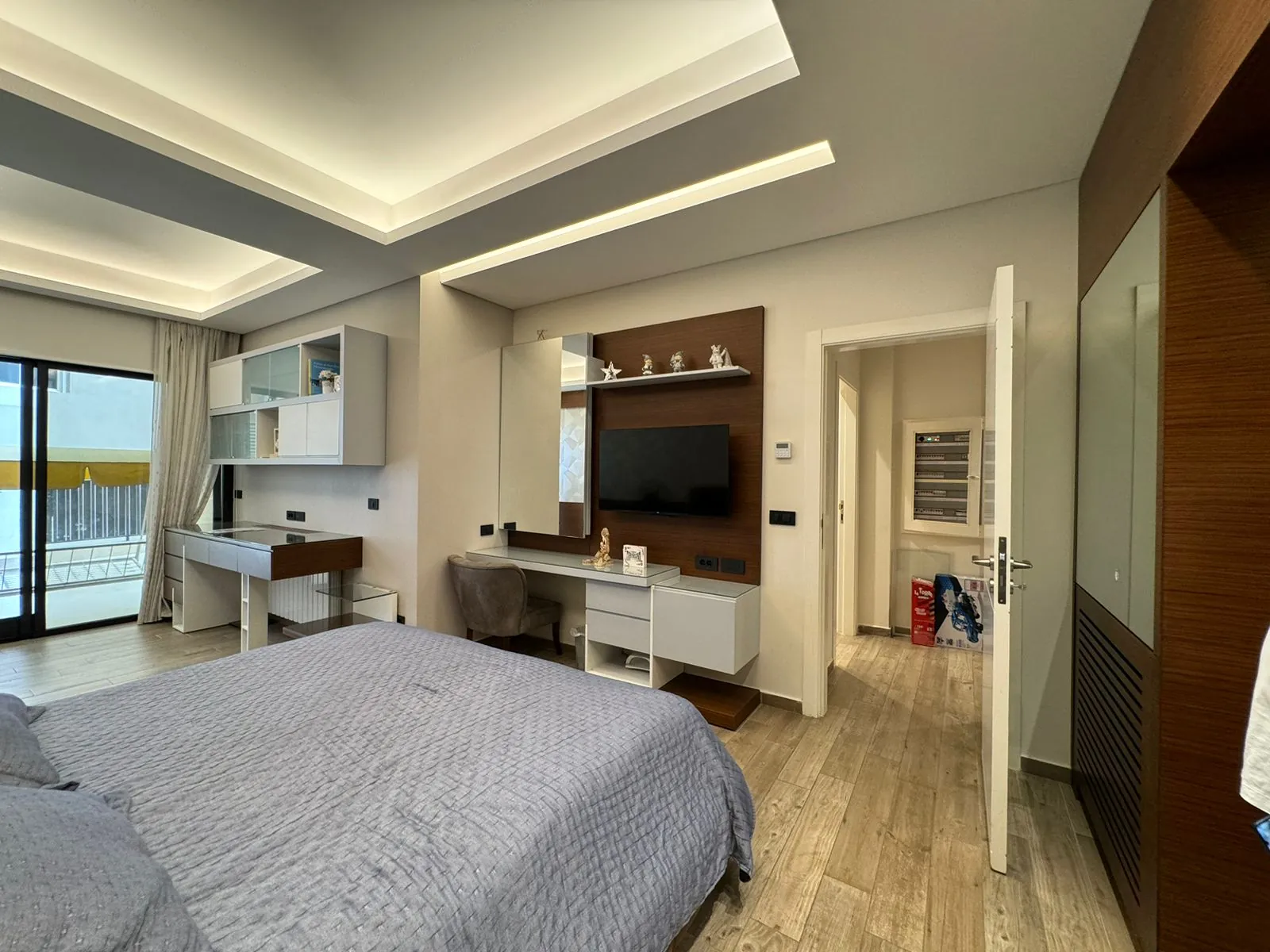 Brand New Super Deluxe Fully Furnished Apartment For Sale In Qannabet Broumana — الصورة 9