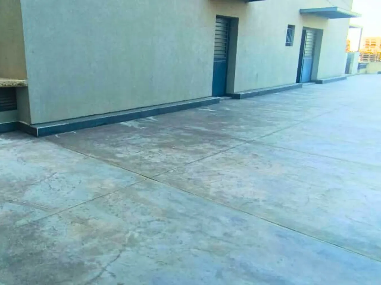 Industrial Building For Rent in a Prime Location in Dbayeh — الصورة 4