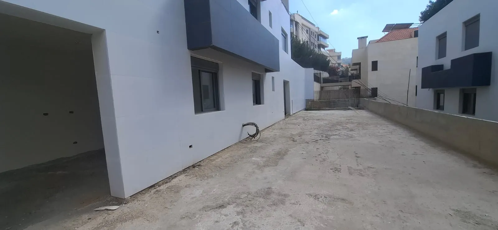 Under-Construction Apartment With Terrace For Sale in Qannabet Broumana — photo 2