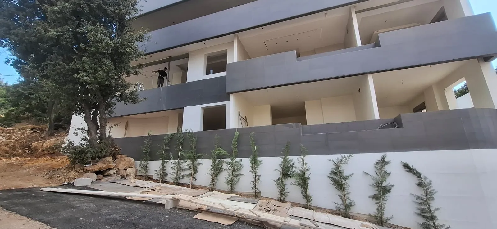 Under-Construction Apartment With Terrace For Sale in Qannabet Broumana — photo 3