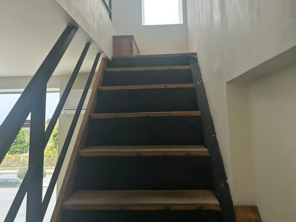 Shop With Terrace For Rent in a Prime Location in Dbayeh — الصورة 5