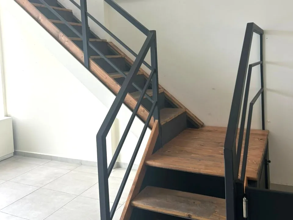 Shop With Terrace For Rent in a Prime Location in Dbayeh — الصورة 6