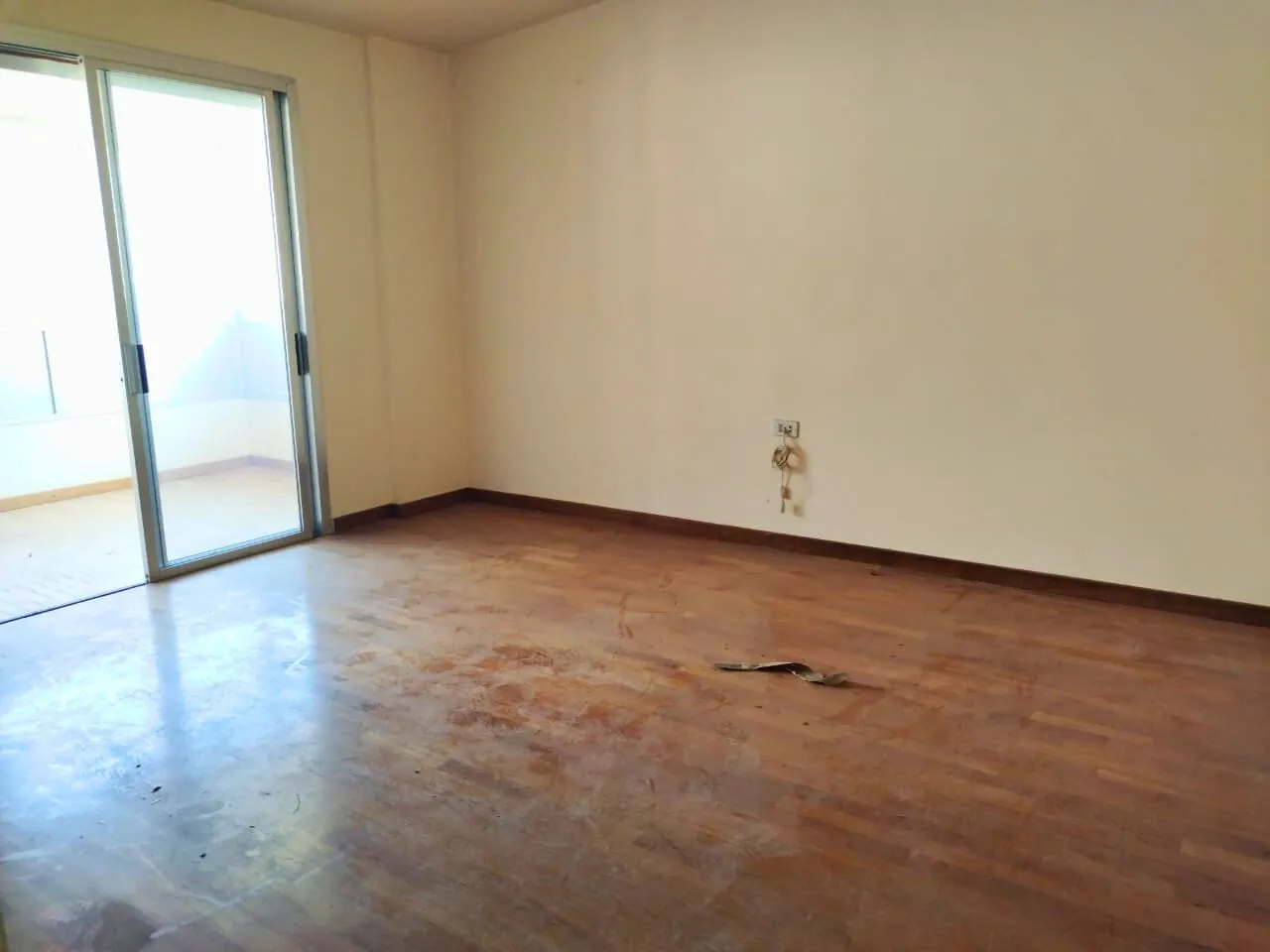 Spacious 3-Bedroom Apartment For Rent in Kfarhbeib — الصورة 5