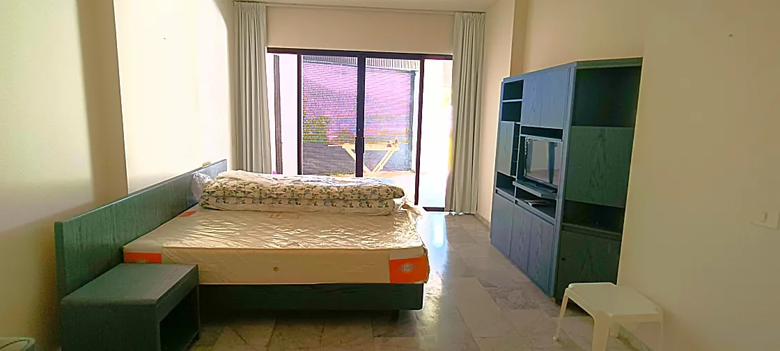 Chalet For Sale in a Well-Known Resort in Tabarja with a Garden & View — الصورة 10