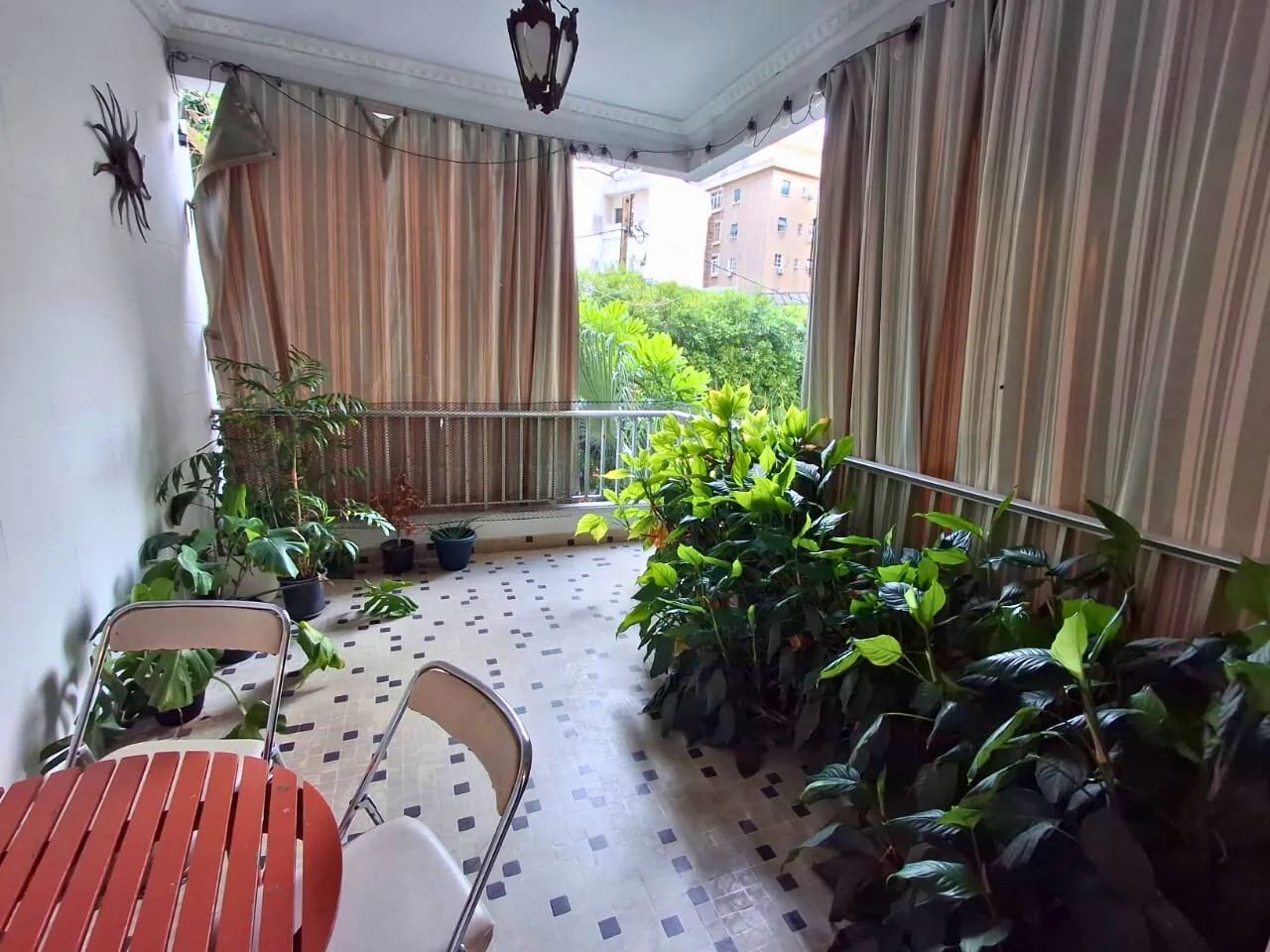 Furnished 3-Bedroom Apartment For Rent in Achrafieh, Rmeil — photo 2