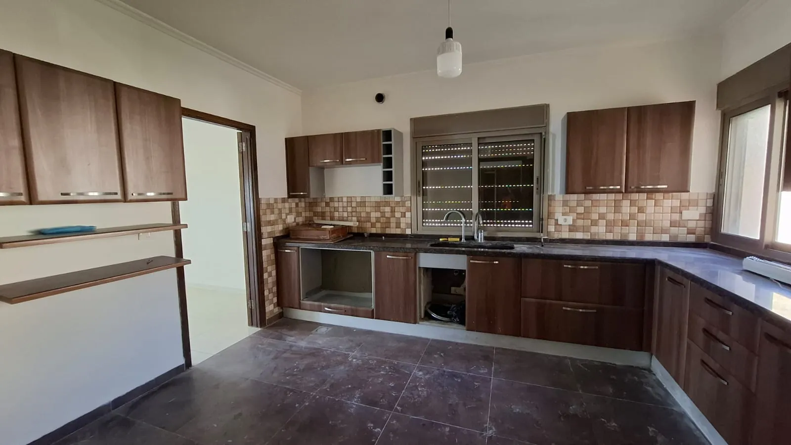 Deluxe Apartment With Seaview For Rent In Jbeil — الصورة 2
