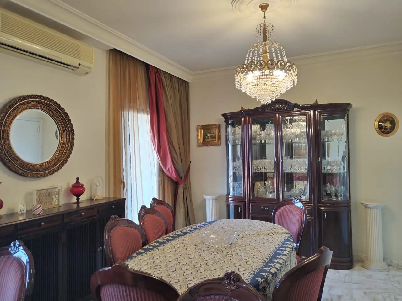 Triplex House With Seaview & 40 SQM Terrace For Sale in Haret Sakher — الصورة 4