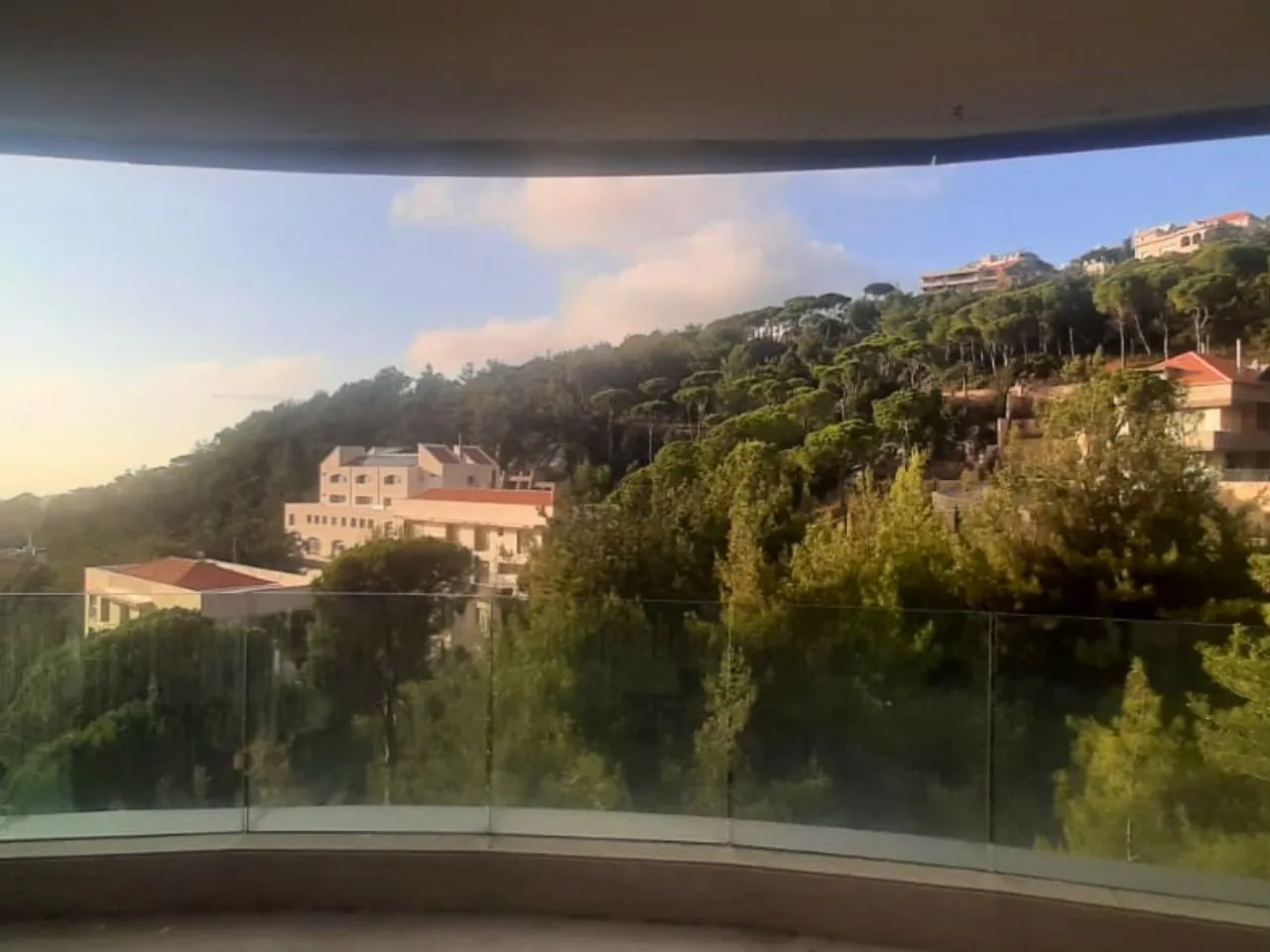 Luxurious Decorated Apartment For Sale in Baabdat — photo 3