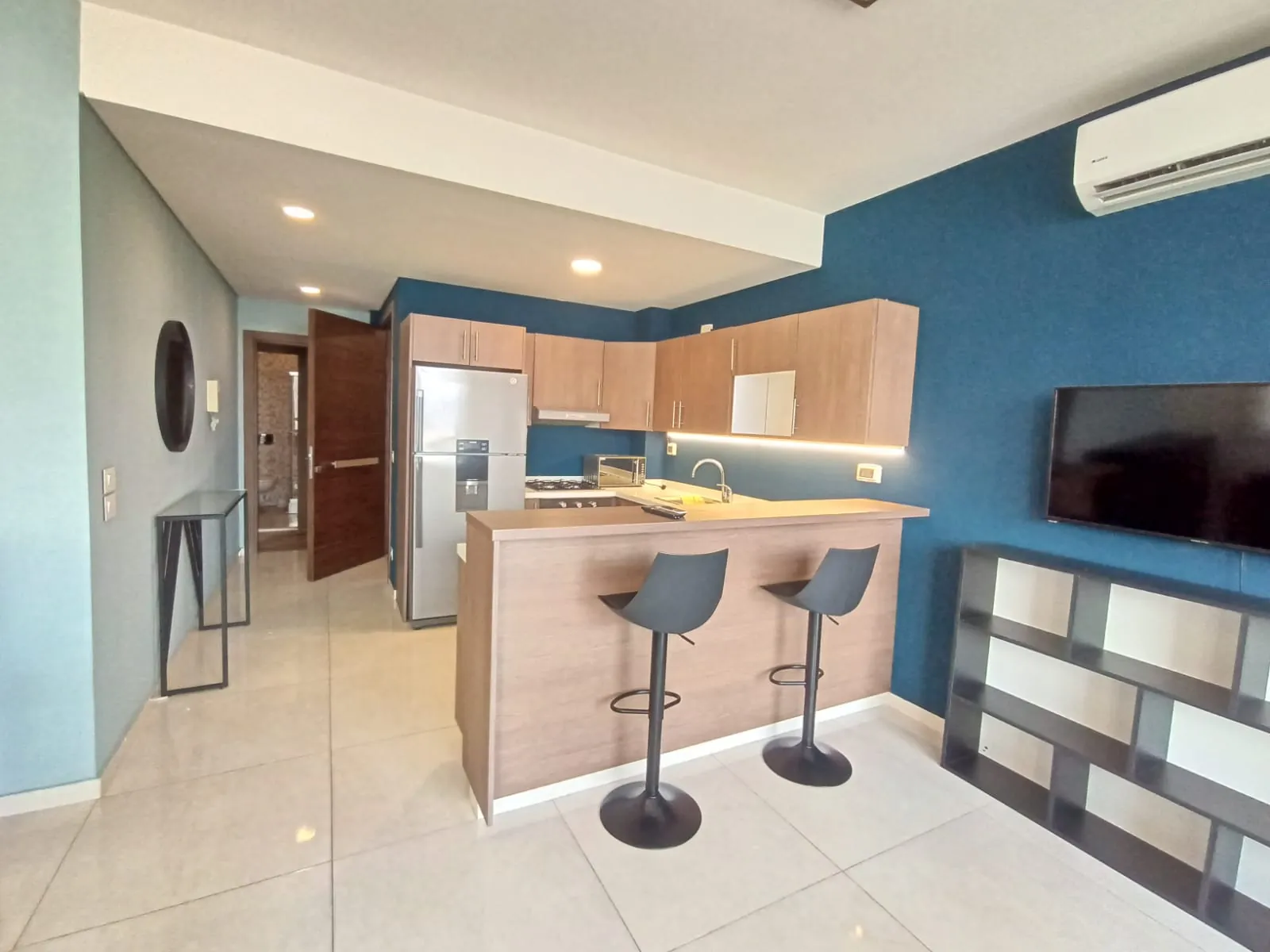 Fully Furnished Apartment For Rent in Achrafieh, Saydeh — الصورة 3