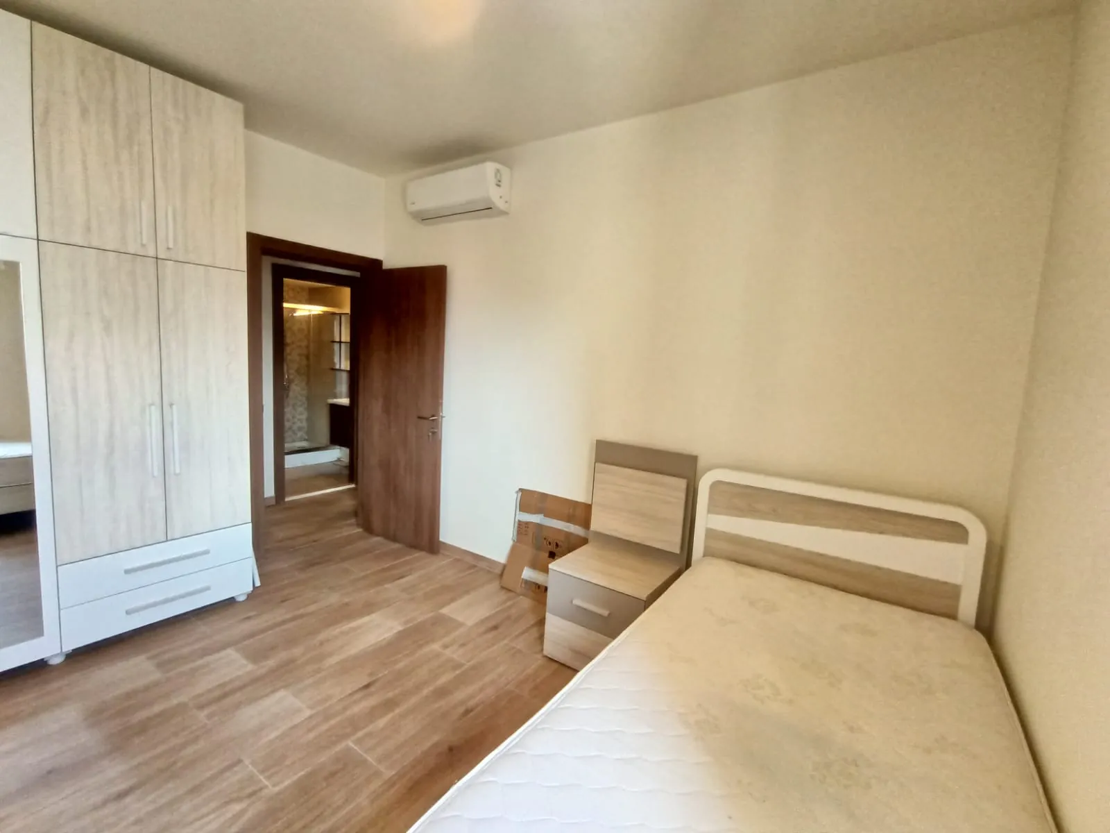 Fully Furnished Apartment For Rent in Achrafieh, Saydeh — الصورة 8
