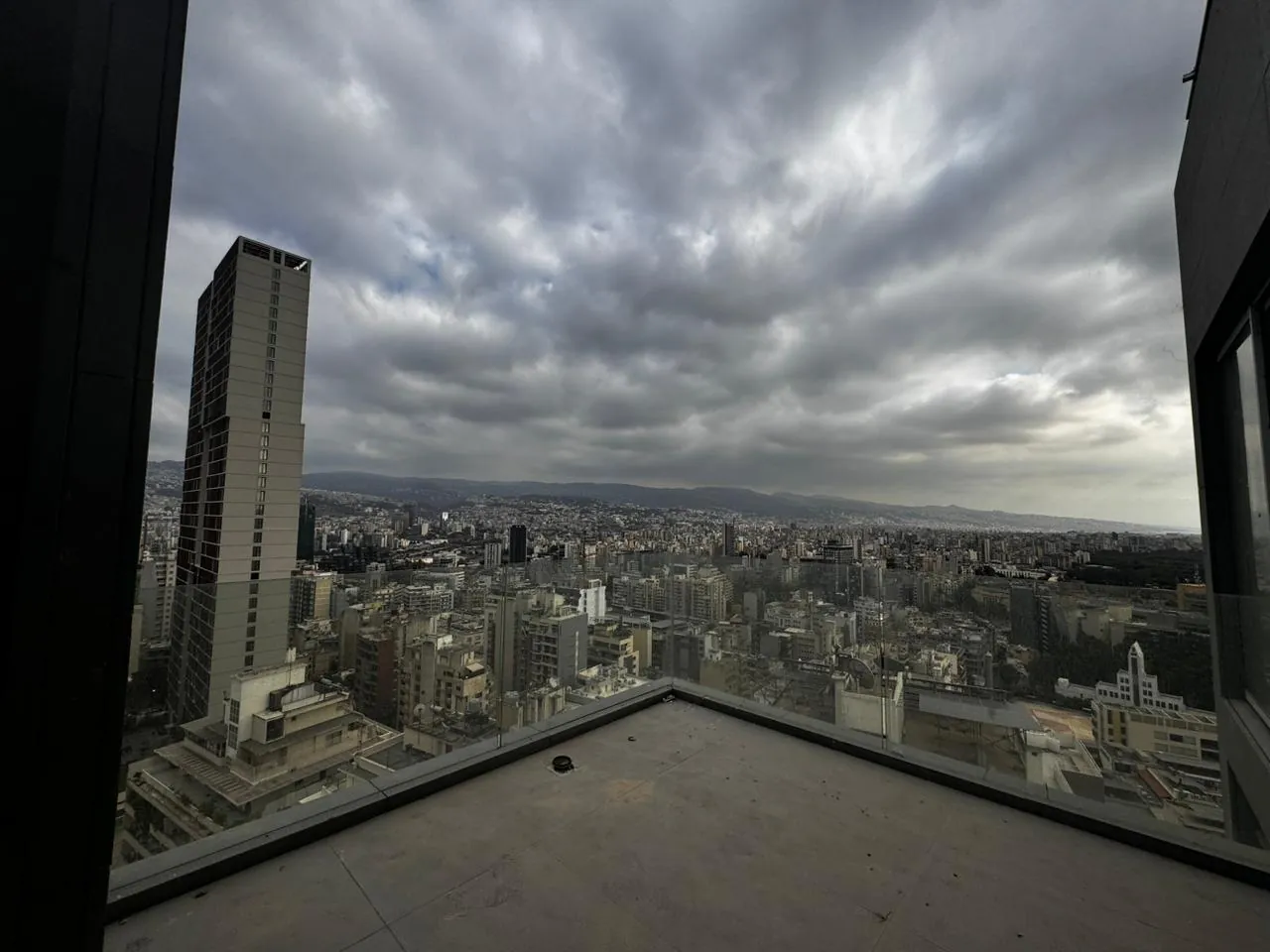 Core & Shell Apartment For Sale in Achrafieh, Sassine — photo 2