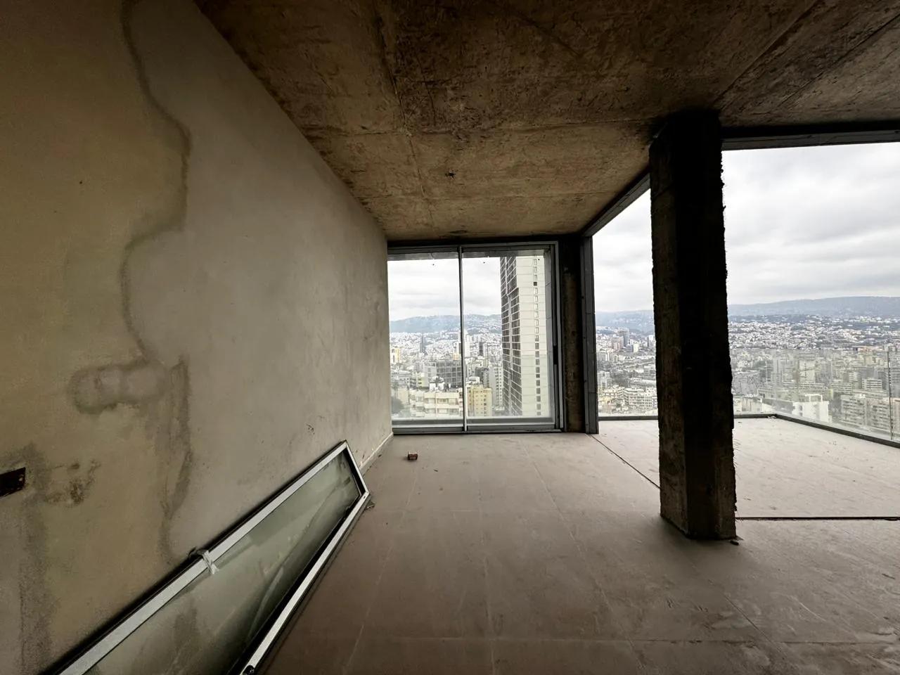 Core & Shell Apartment For Sale in Achrafieh, Sassine — photo 5