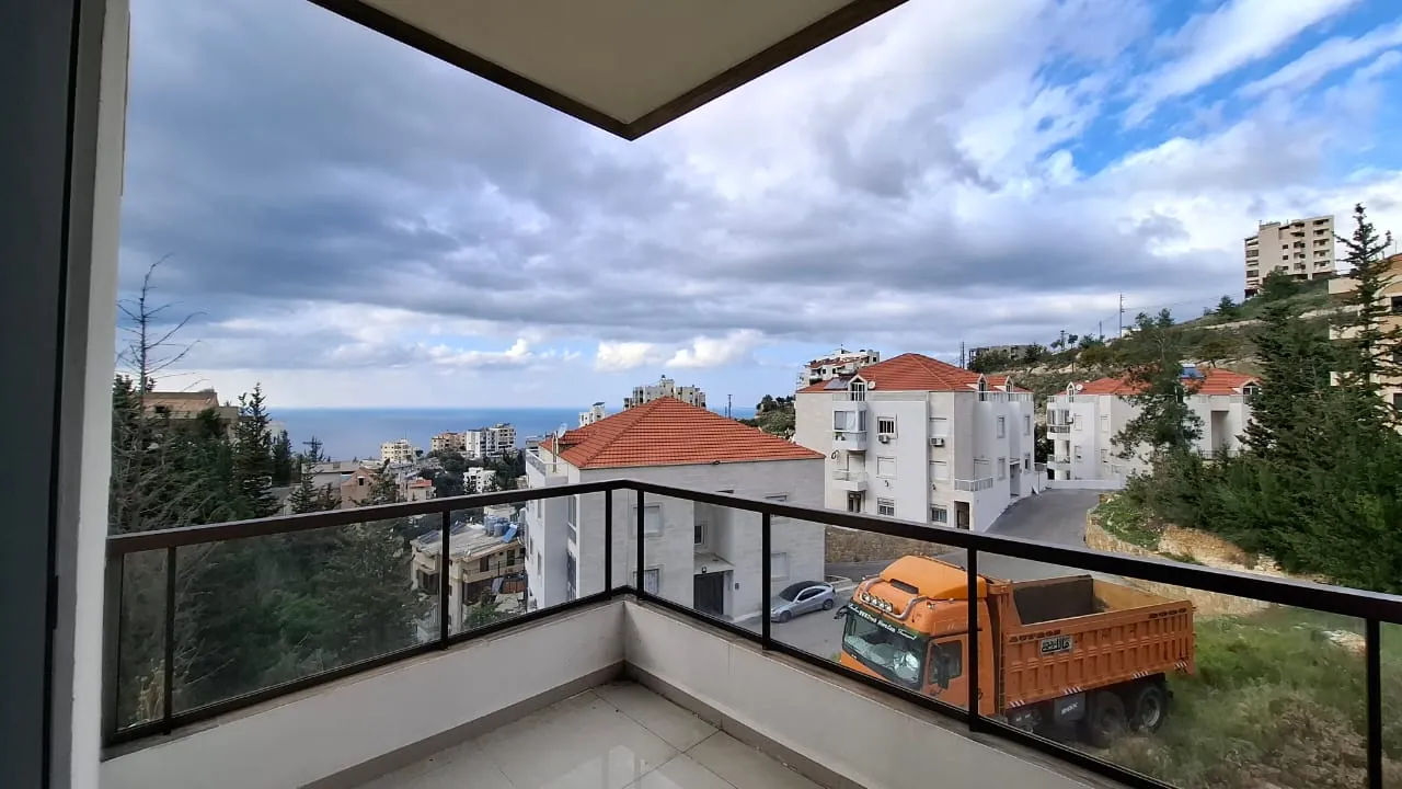 2-Bedroom Apartment For Rent in Blat, Jbeil Minutes Away From The Highway — الصورة 5