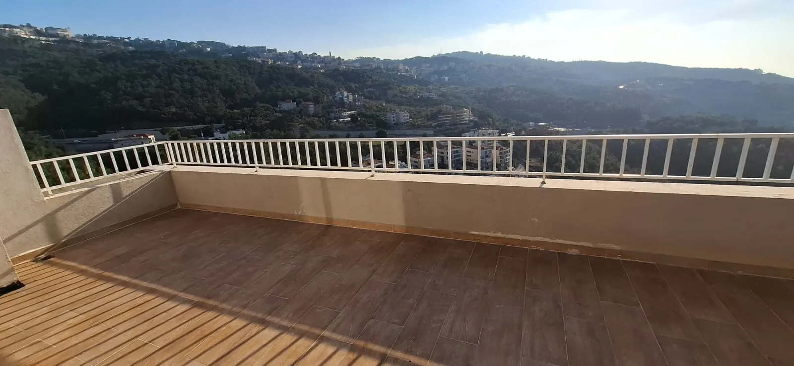 A Duplex With Roof For Sale in Qennebet Broumana — الصورة 5