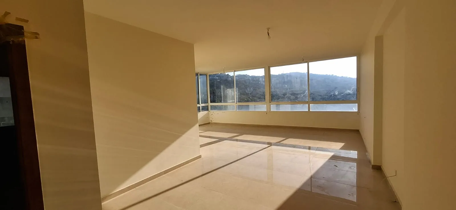 3-Bedroom Apartment For Sale in Qannabet Broumana