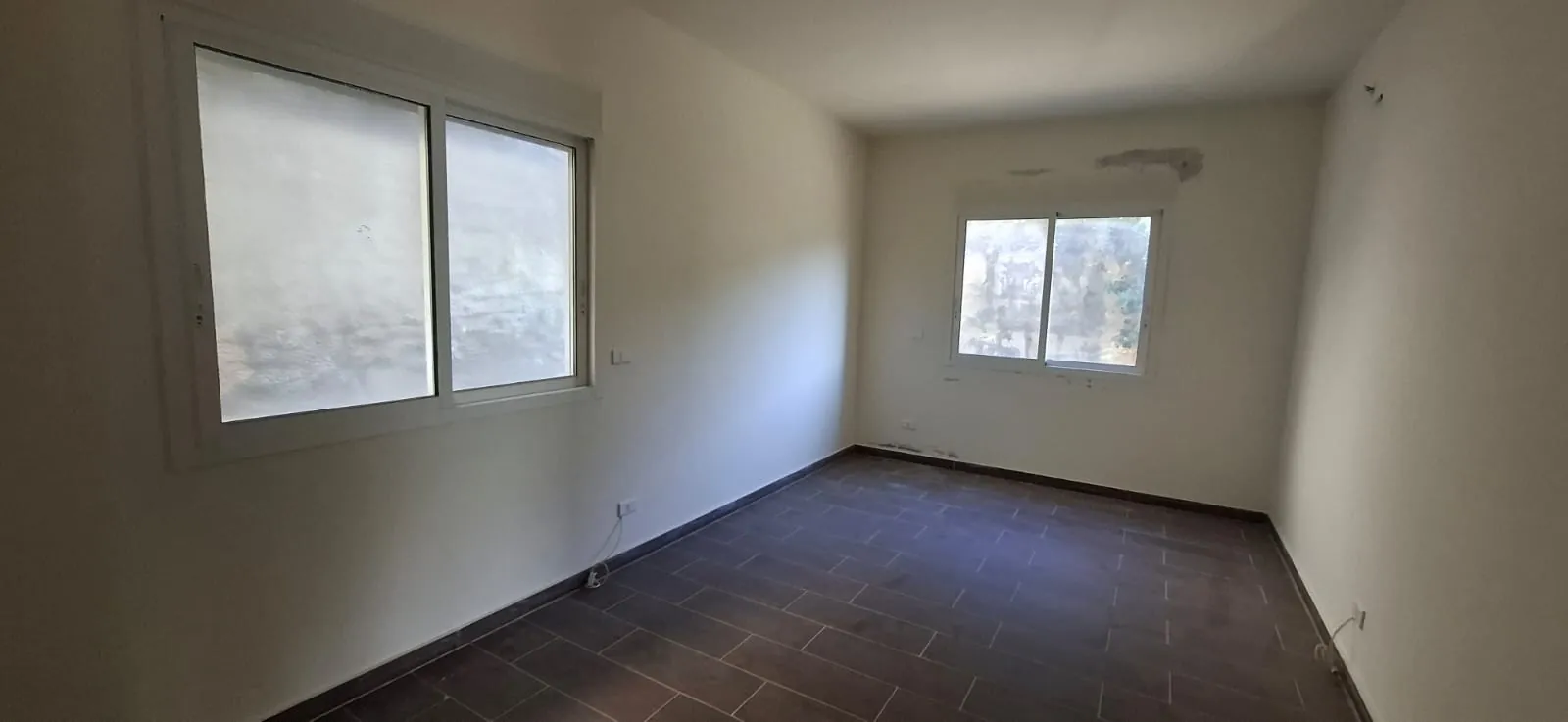 3-Bedroom Apartment For Sale in Qannabet Broumana — الصورة 3