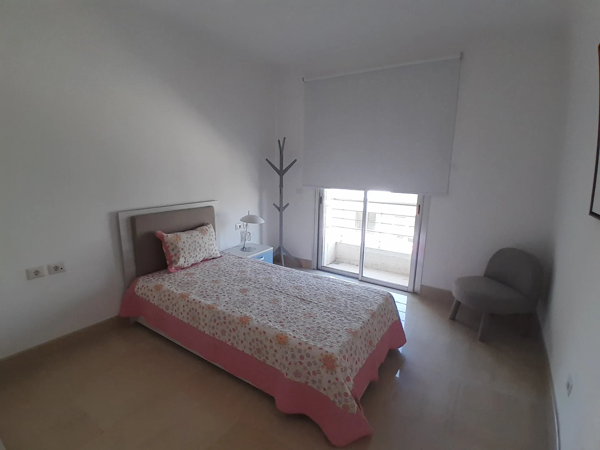 Beautifully Furnished 3-Bedroom Apartment For Rent in Achrafieh, Near Sassine — الصورة 9