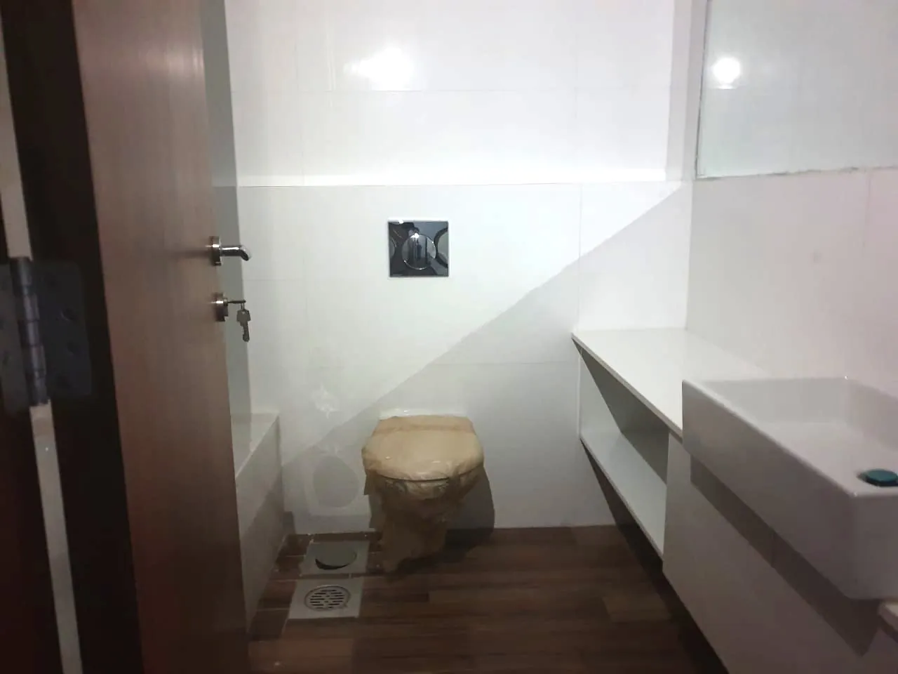 Spacious New 3-Bedroom Apartment For Sale in Achrafieh, Rmeil — الصورة 5