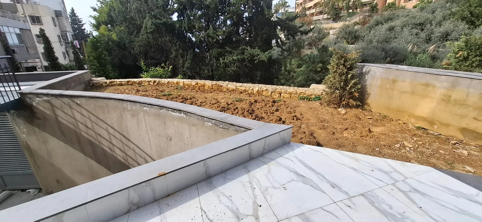 Spacious Apartment With Terrace For Sale in Dbayeh — الصورة 6