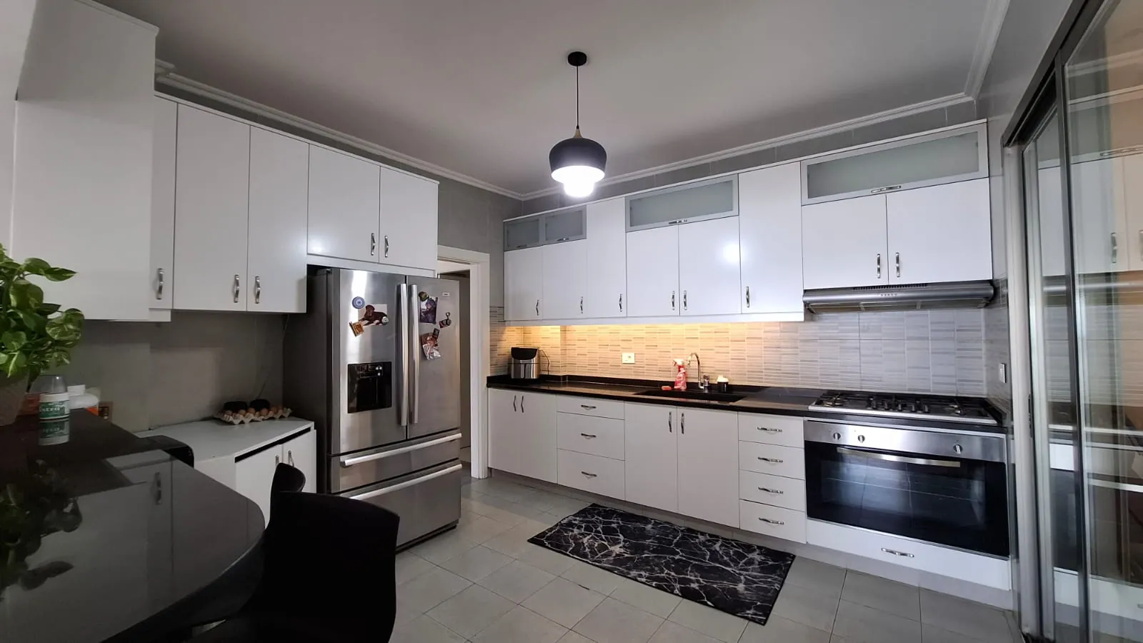 3-Bedroom Apartment For Rent In Aamchit A Minute Away From the Highway — الصورة 4