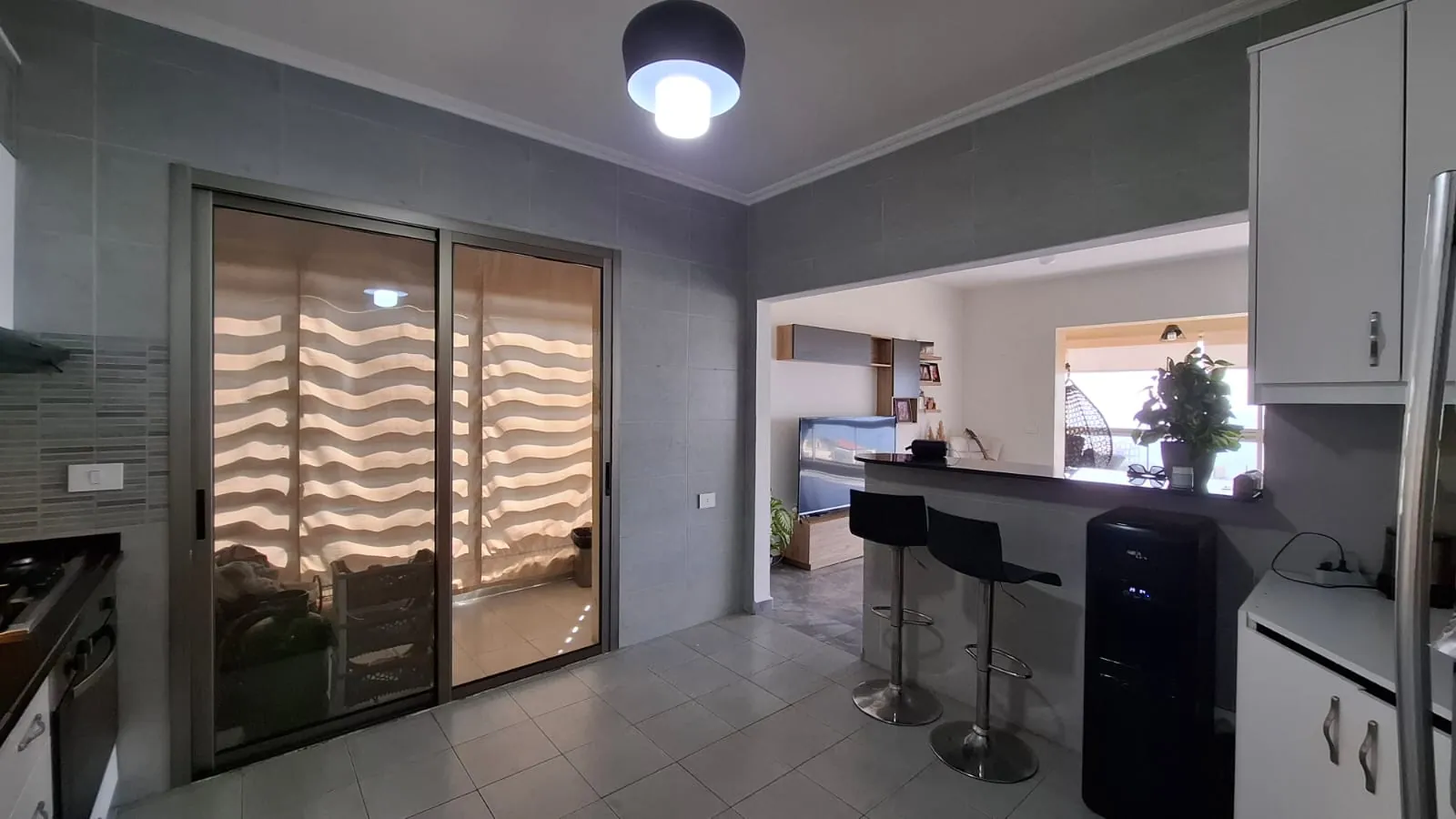 3-Bedroom Apartment For Rent In Aamchit A Minute Away From the Highway — الصورة 6