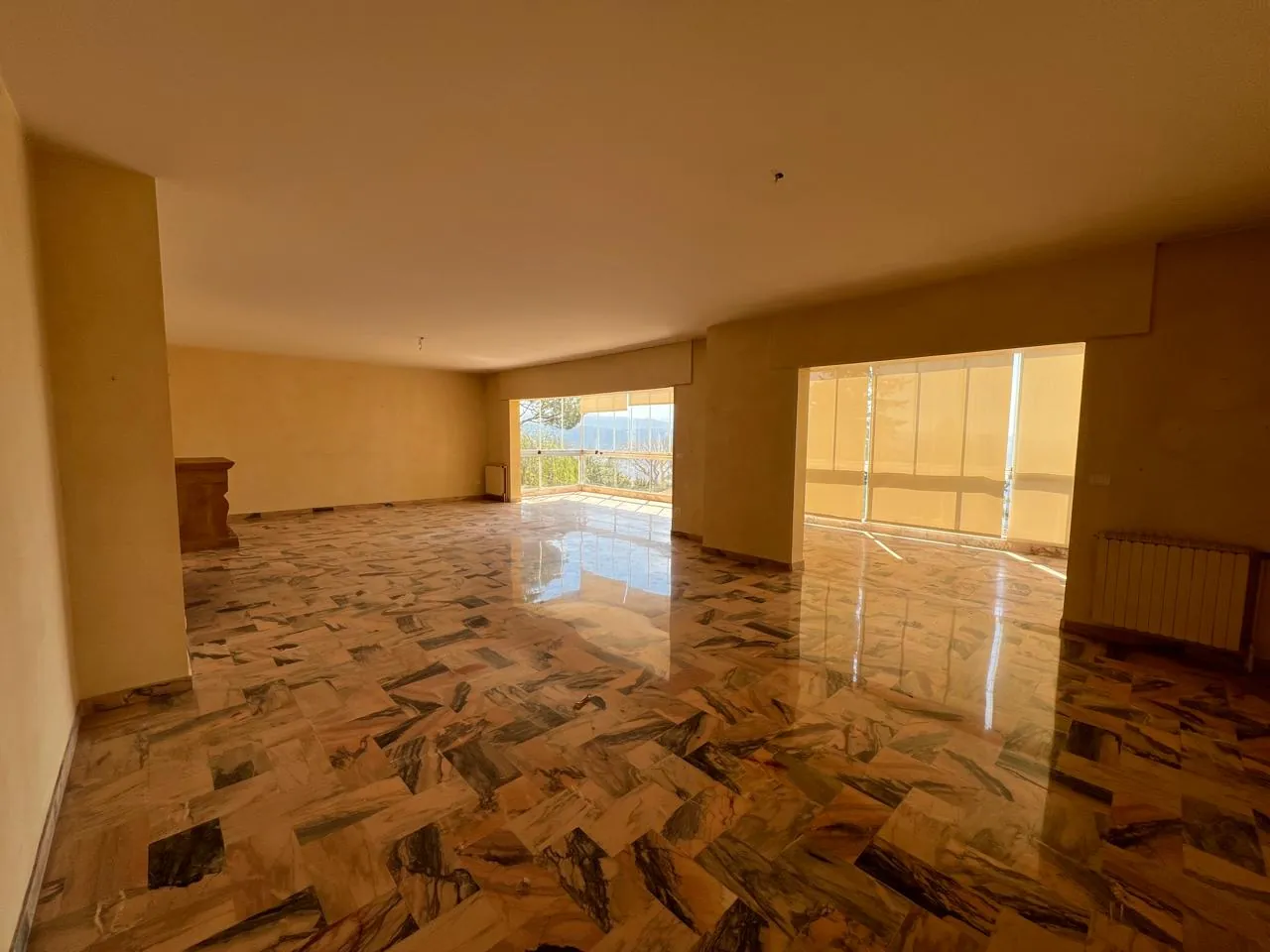 Villa For Sale In A Prime Location in Chalimar, Baabdat — photo 4