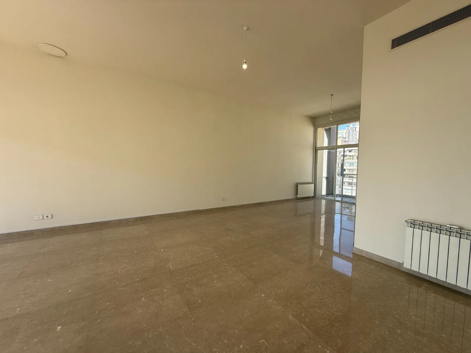 Amazing Rooftop with Terraces For Sale in Achrafieh, near Hotel Dieu — الصورة 5