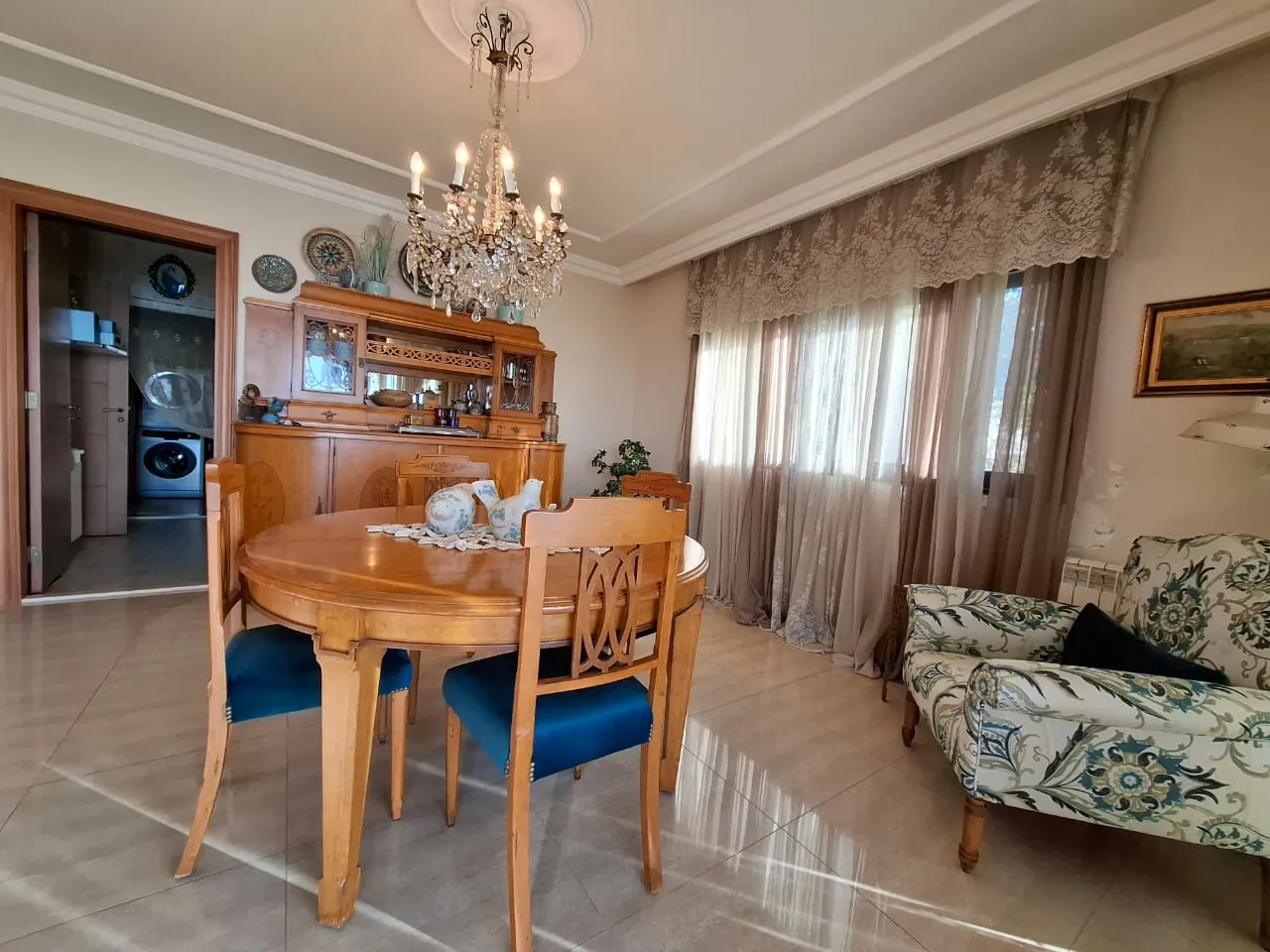 Lovely Apartment with Terrace & Seaview For Sale in Ghosta — الصورة 8