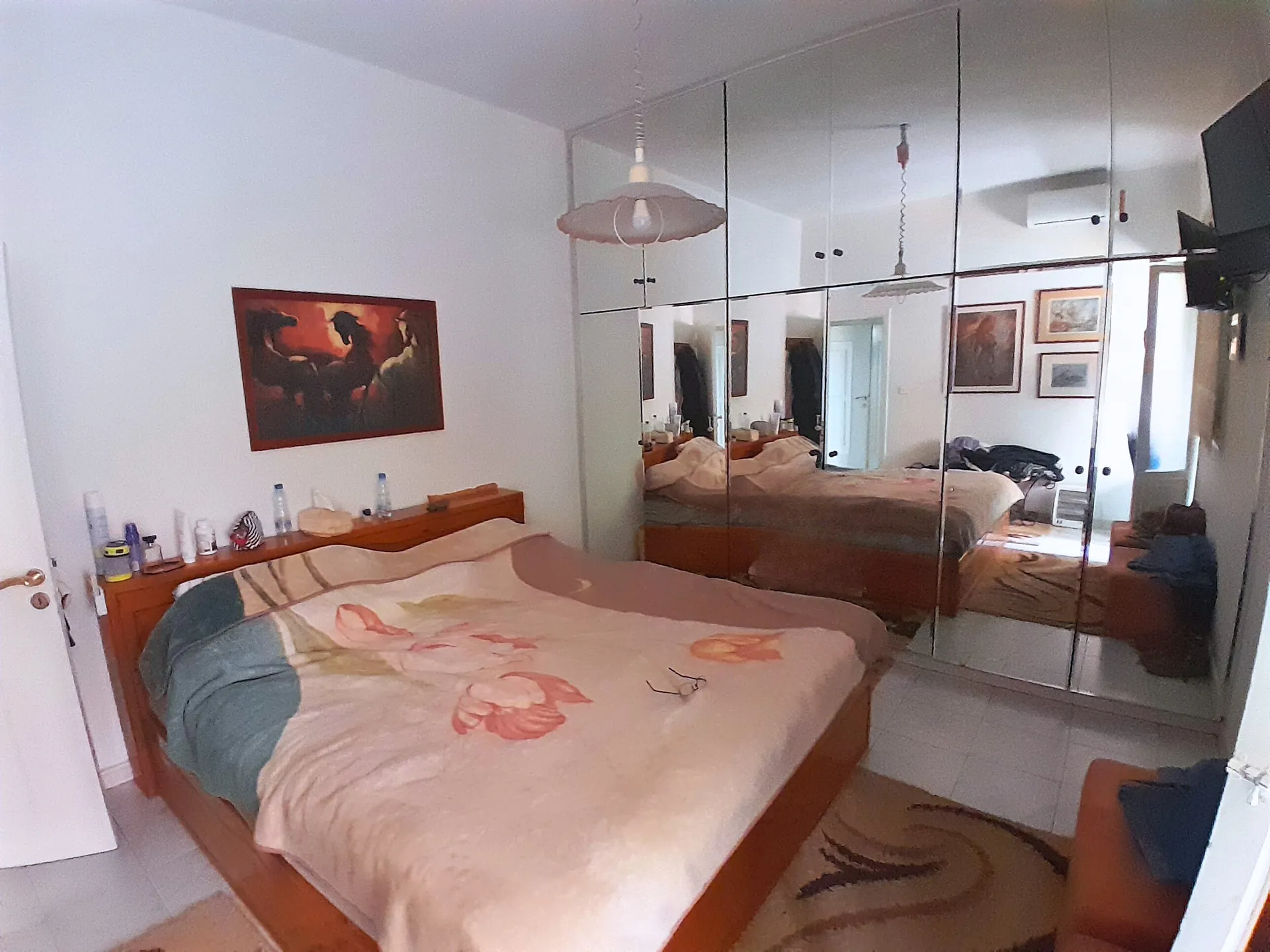 Investment Potential! 2-Bedroom Apartment For Sale in Achrafieh, Fassouh — الصورة 6