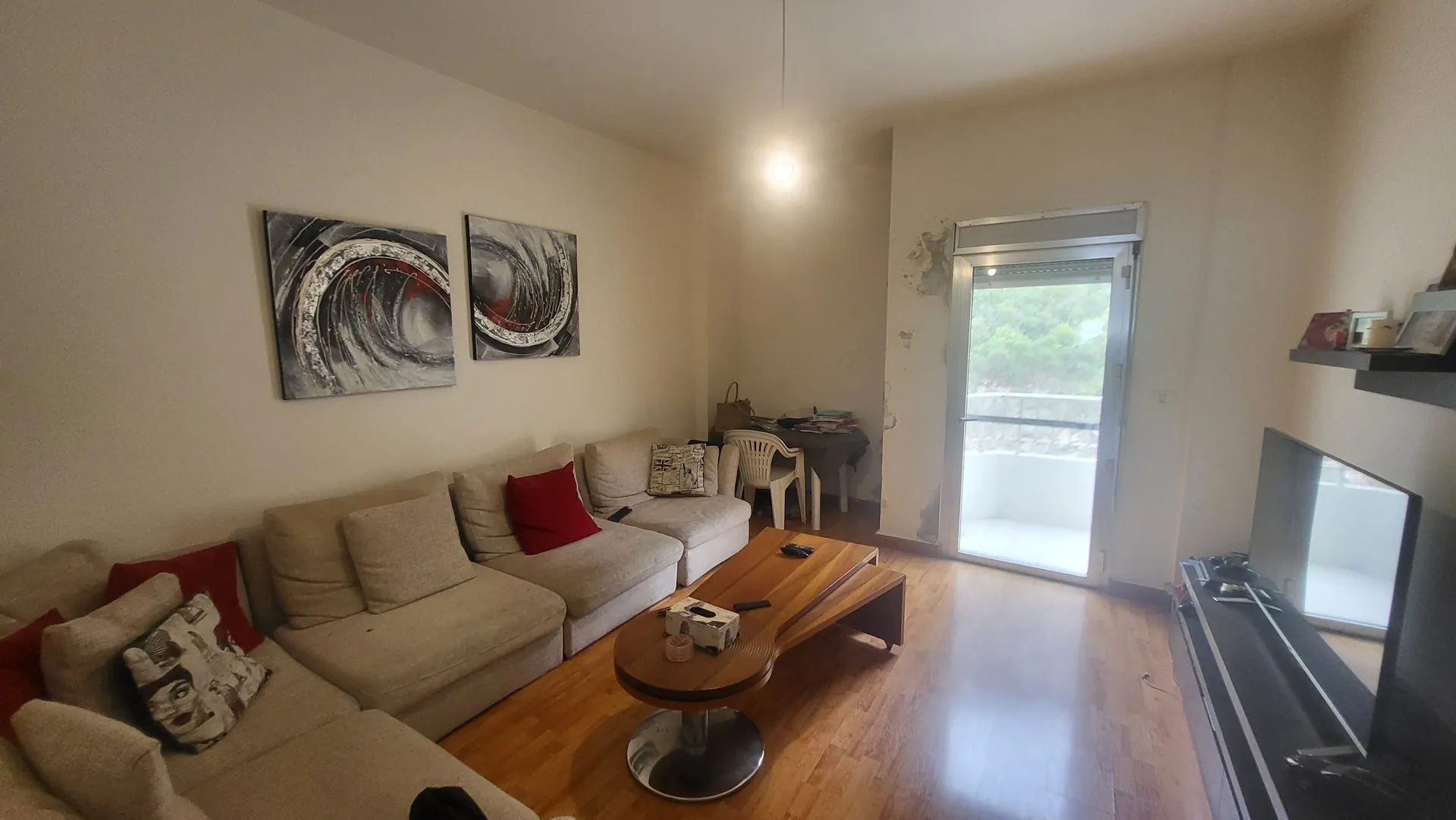 Decorated Apartment With Panoramic Seaview For Sale in Haret Sakher — الصورة 7