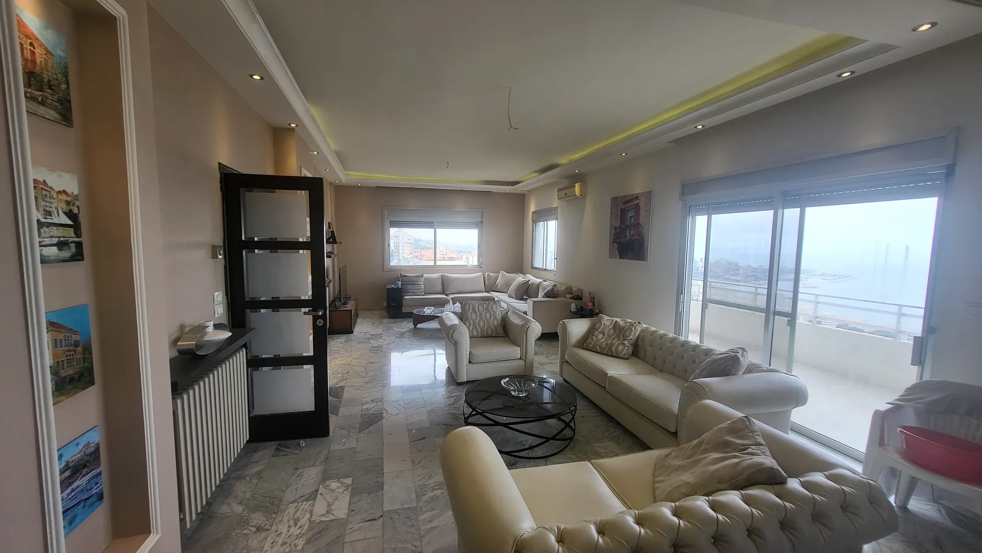 Decorated Apartment With Panoramic Seaview For Sale in Haret Sakher — الصورة 9