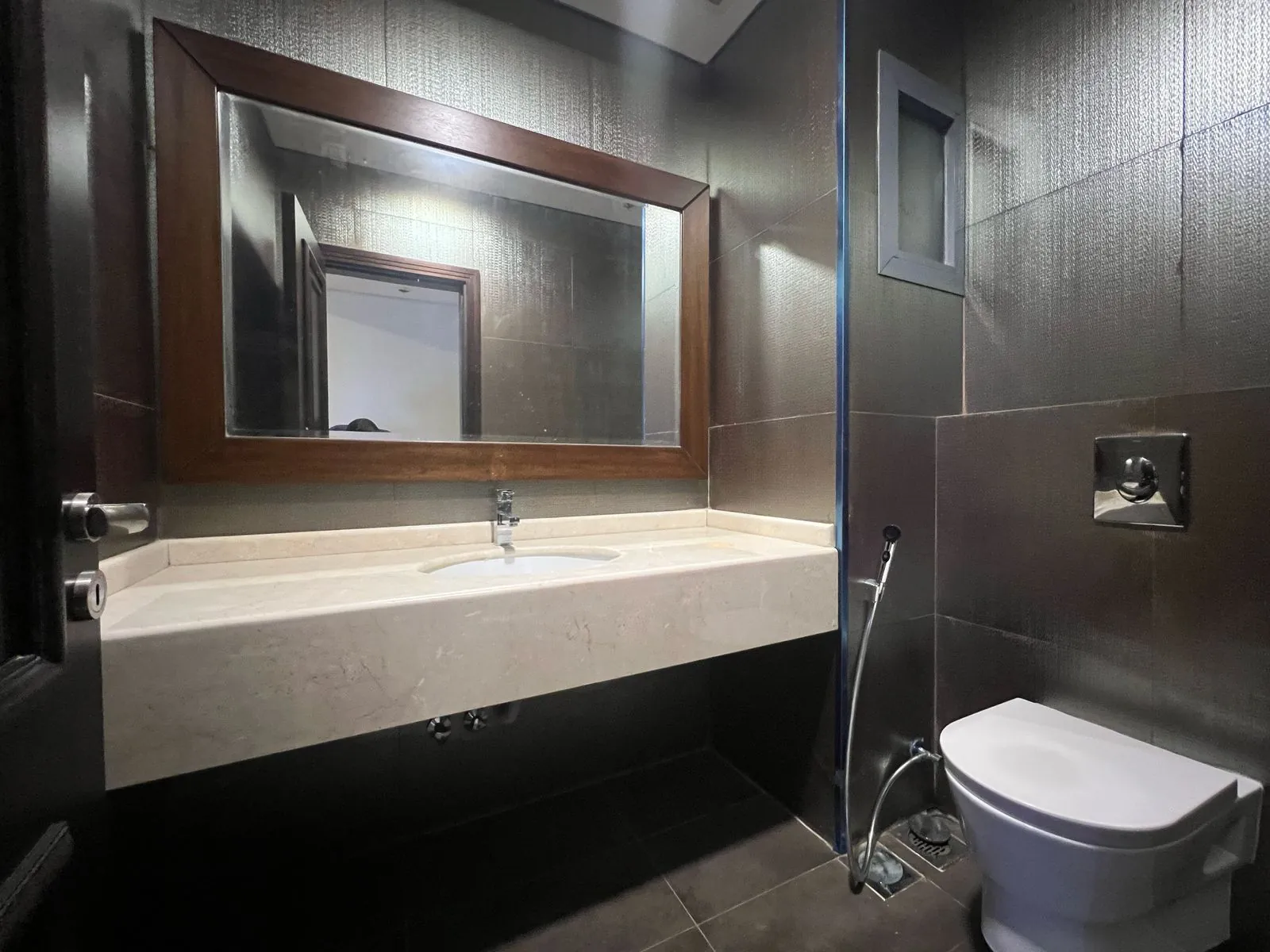 Super Deluxe Apartment For Sale in Horsh Tabet — photo 6