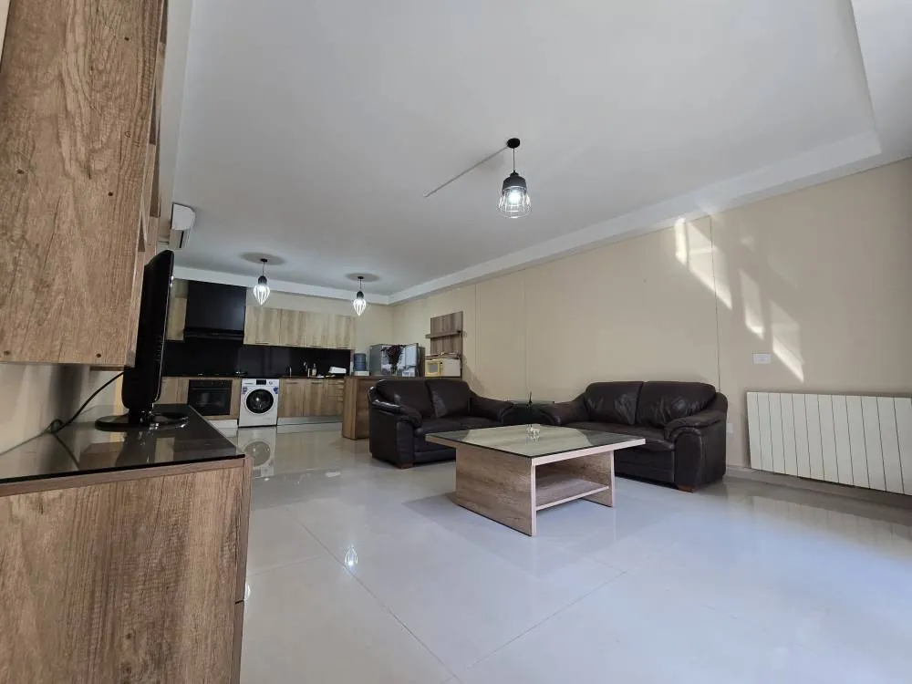 Modern Apartment For Rent in Achrafieh, Sioufi — الصورة 3