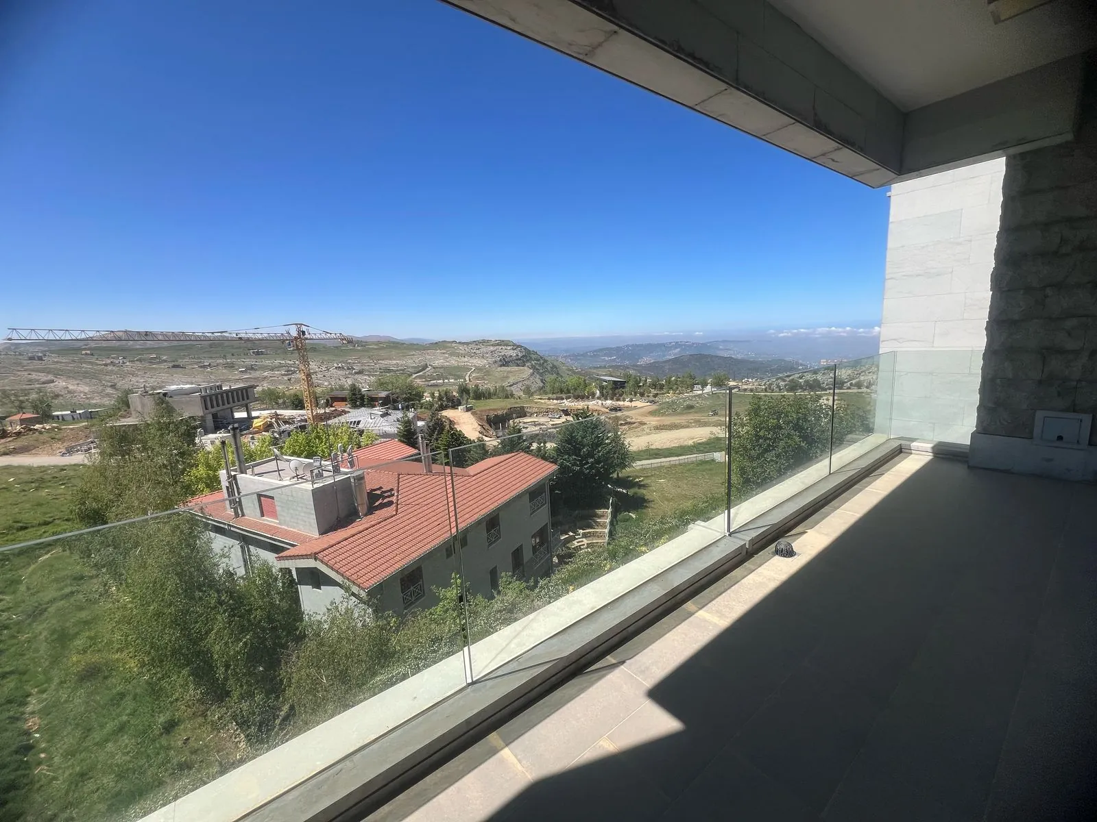 Luxurious Town House For Rent in Fakra Club — الصورة 3